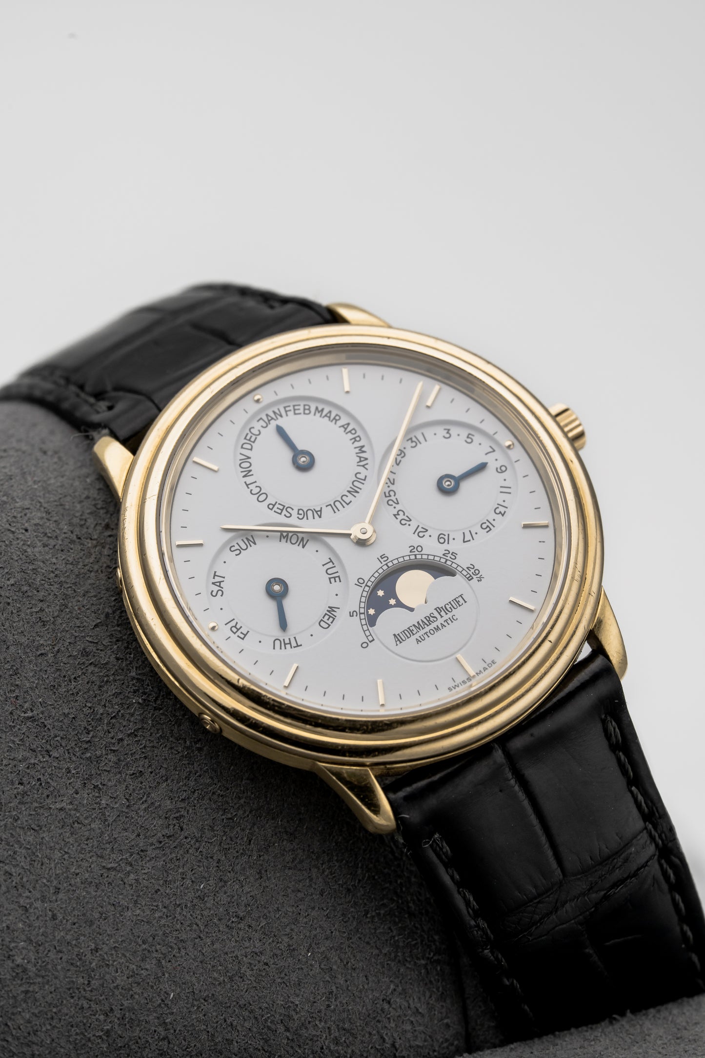 Audemars Piguet Perpetual Calendar 25548BA, White Dial