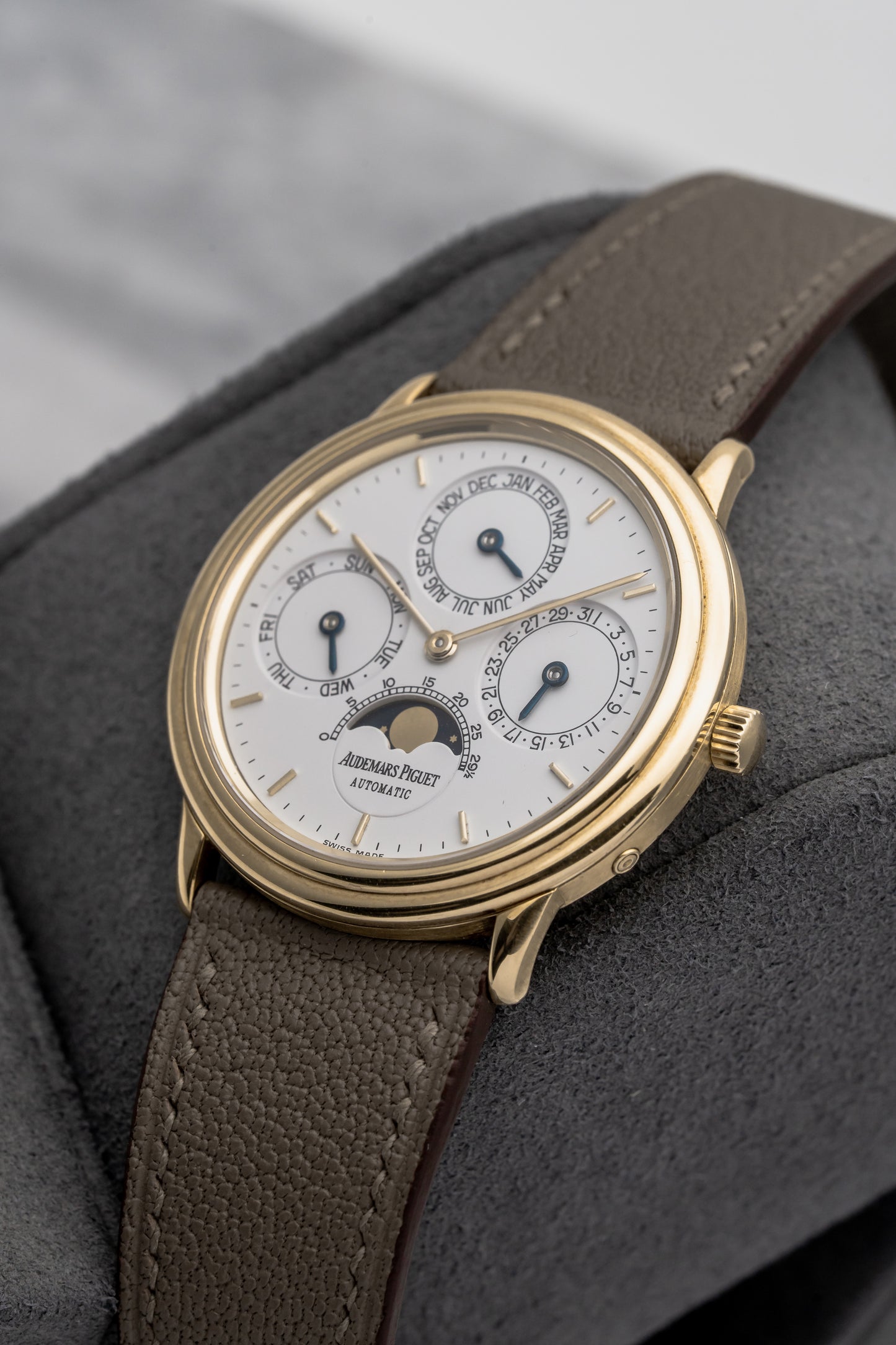 Audemars Piguet Quantième Perpétuel 25657BA, Silver Dial