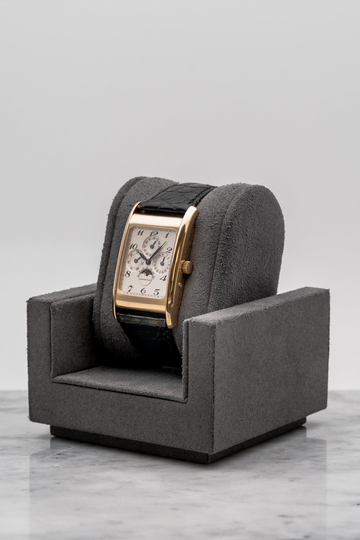 Audemars Piguet Edward Piguet Quantième Perpétuel 25682BA