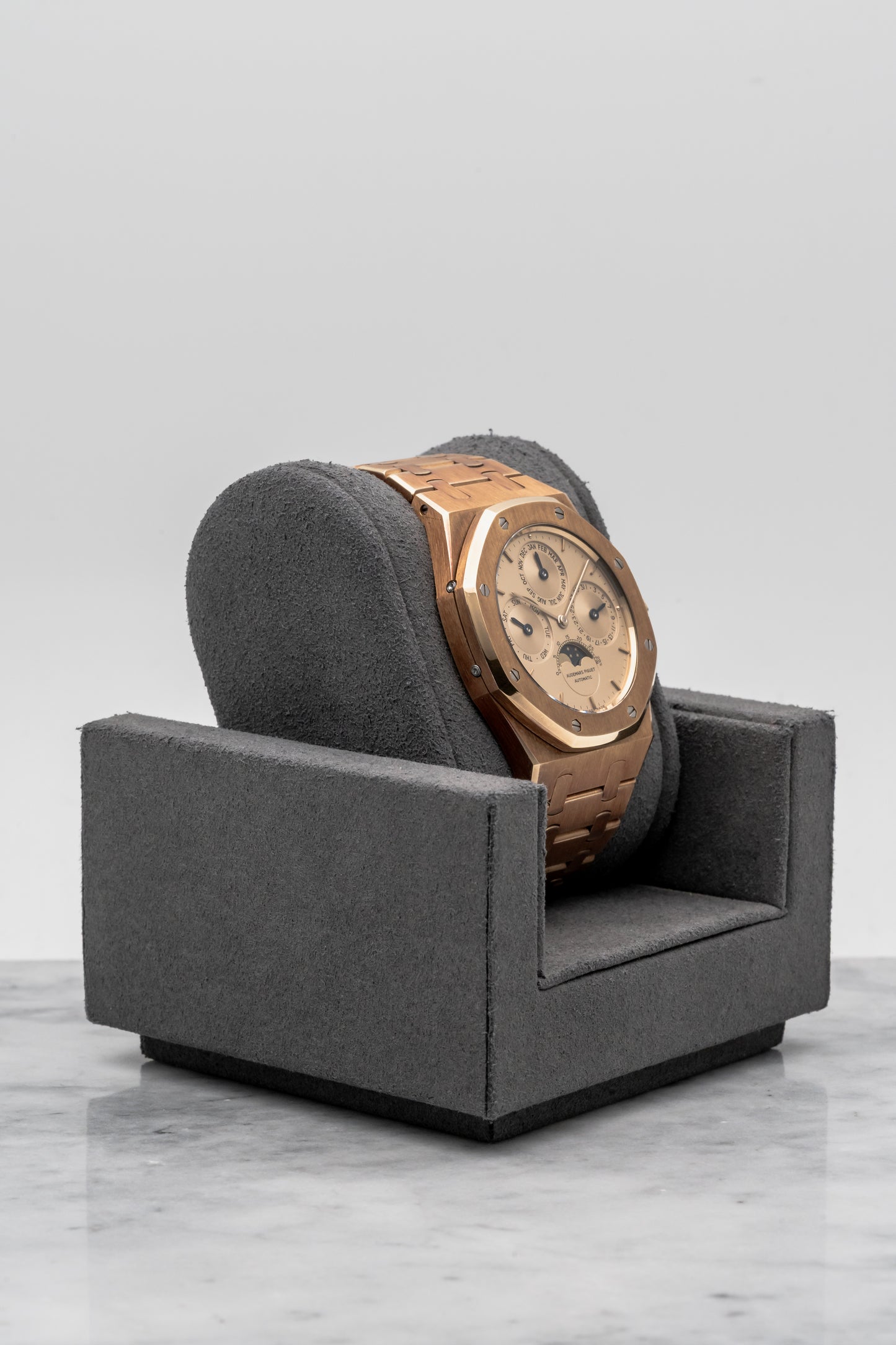Audemars Piguet Royal Oak Perpetual Calendar 25686BA Champagne Dial