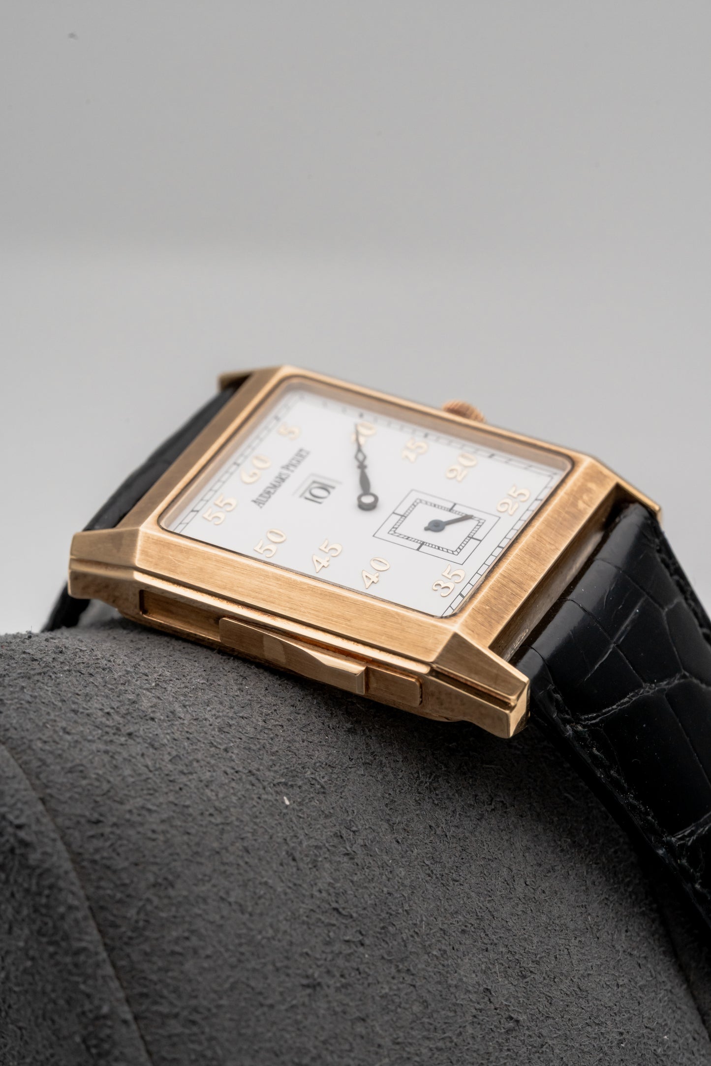 Audemars Piguet Minute Repeater 25723BA White Dial