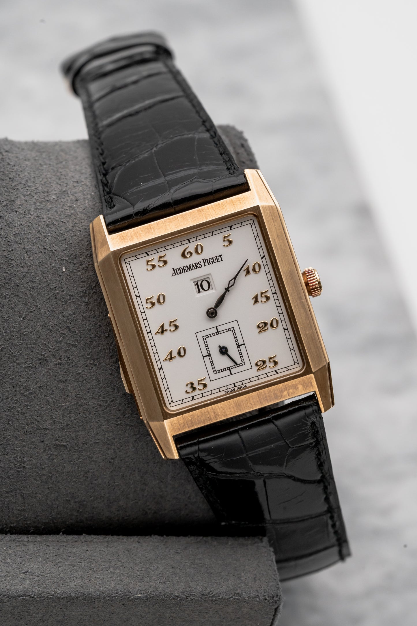 Audemars Piguet Minute Repeater 25723BA White Dial