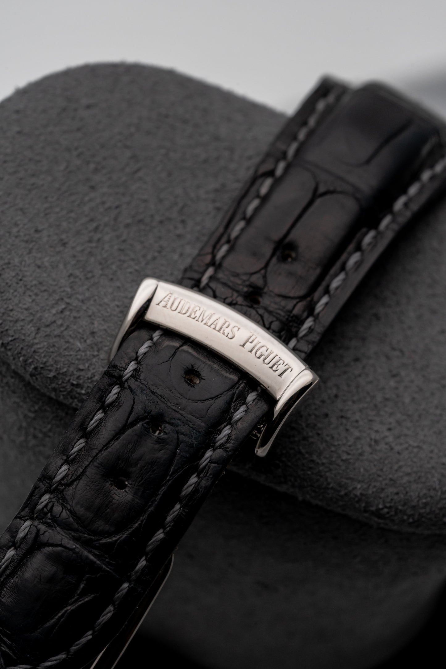 Audemars Piguet 25942BC Canapé Tourbillon, Black Dial