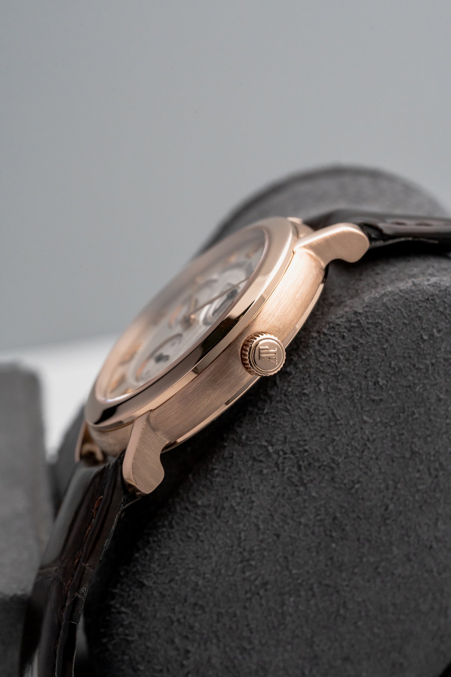 Audemars Piguet Jules Audemars Reserve de Marche 25955OR.OO.D002CR.01