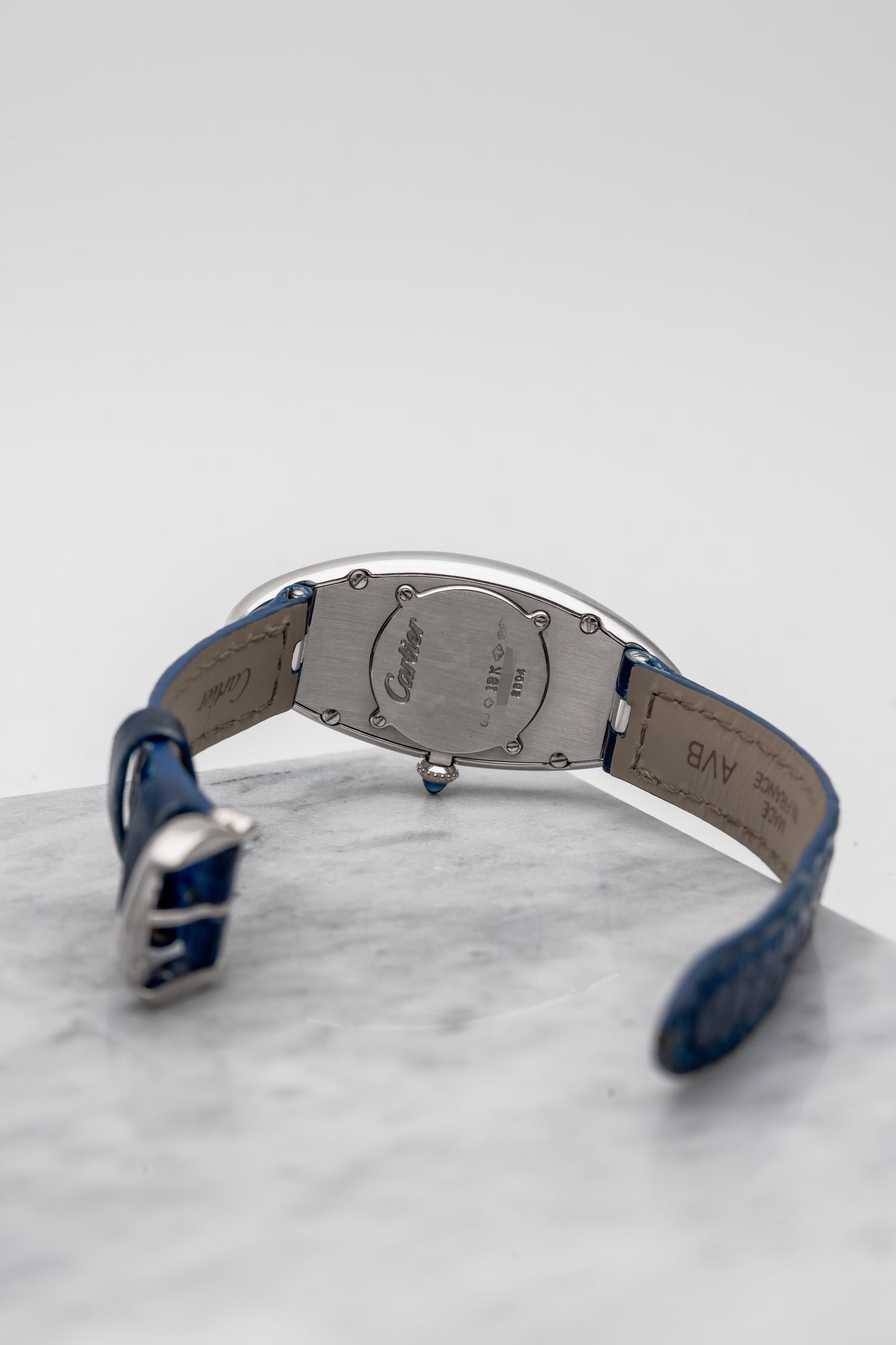 Cartier Baignoire Allongée 2604, Silver Guilloché Dial