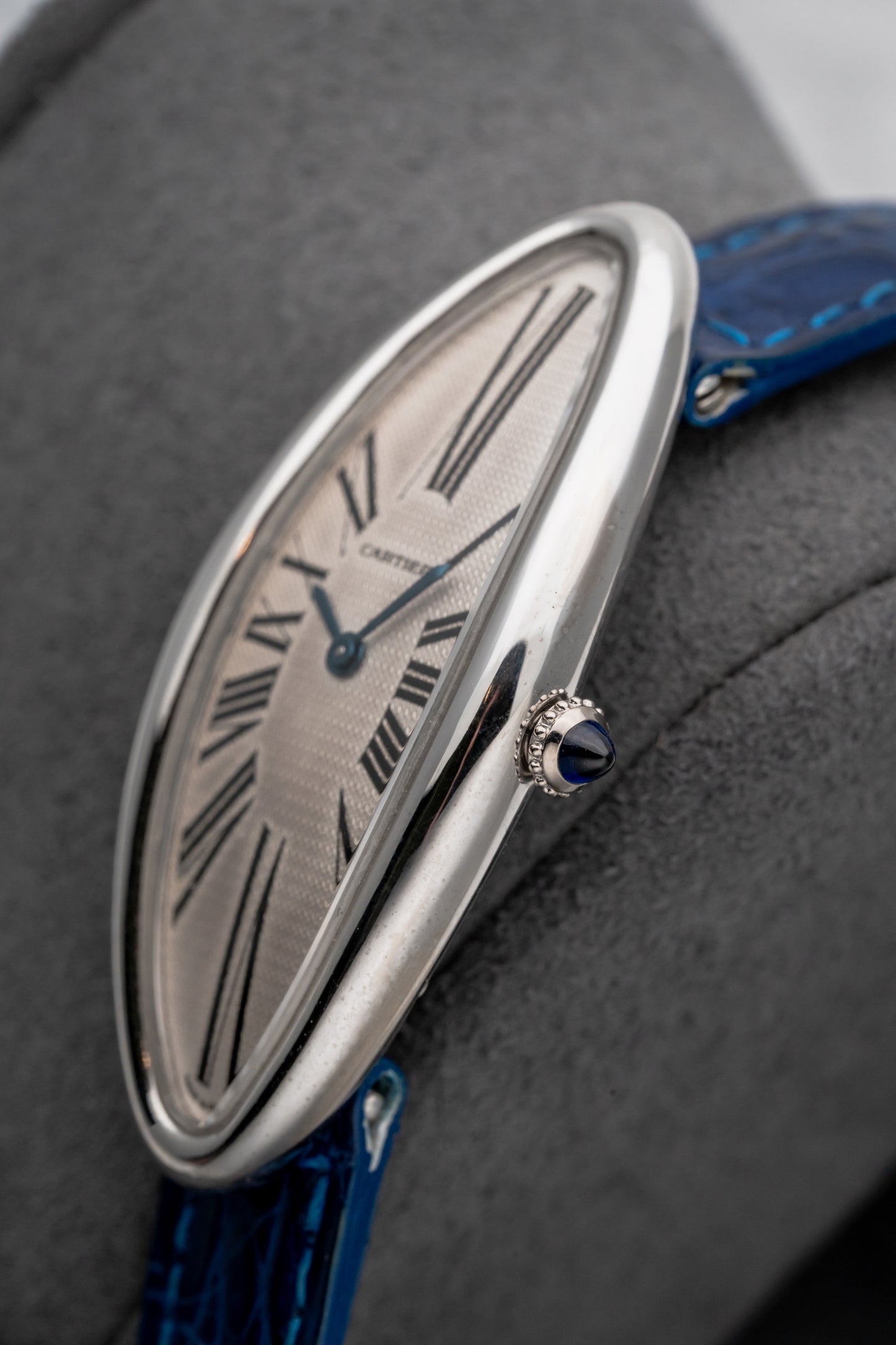 Cartier Baignoire Allongée 2604, Silver Guilloché Dial