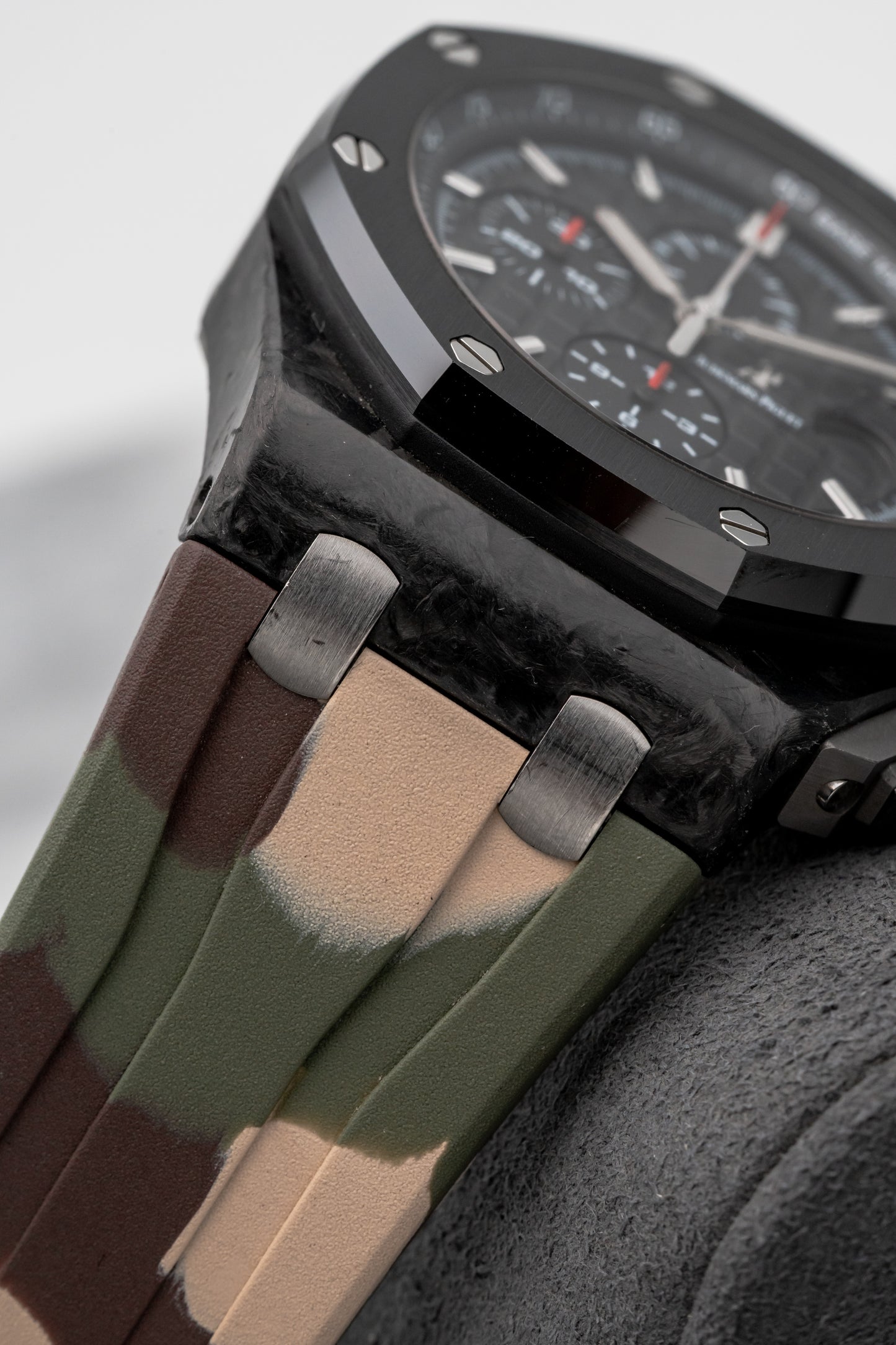 Audemars Piguet Royal Oak Offshore Carbon 26400AU Black Dial