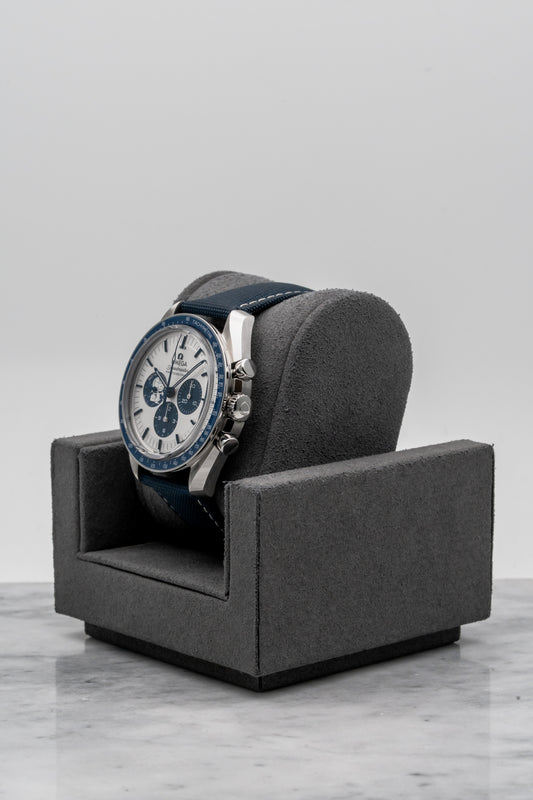 Omega Speedmaster 310.32.42.50.02.001 Snoopy Dial