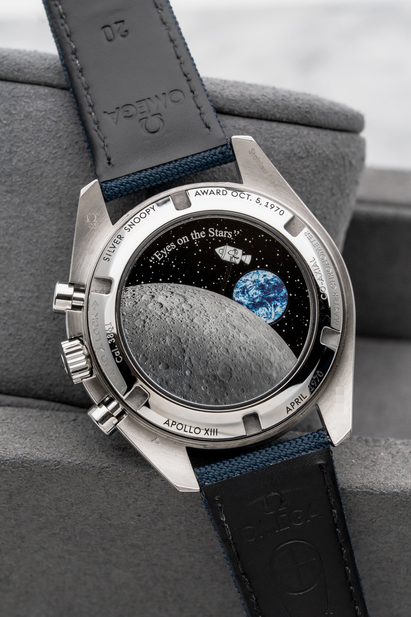 Omega Speedmaster 310.32.42.50.02.001 Snoopy Dial