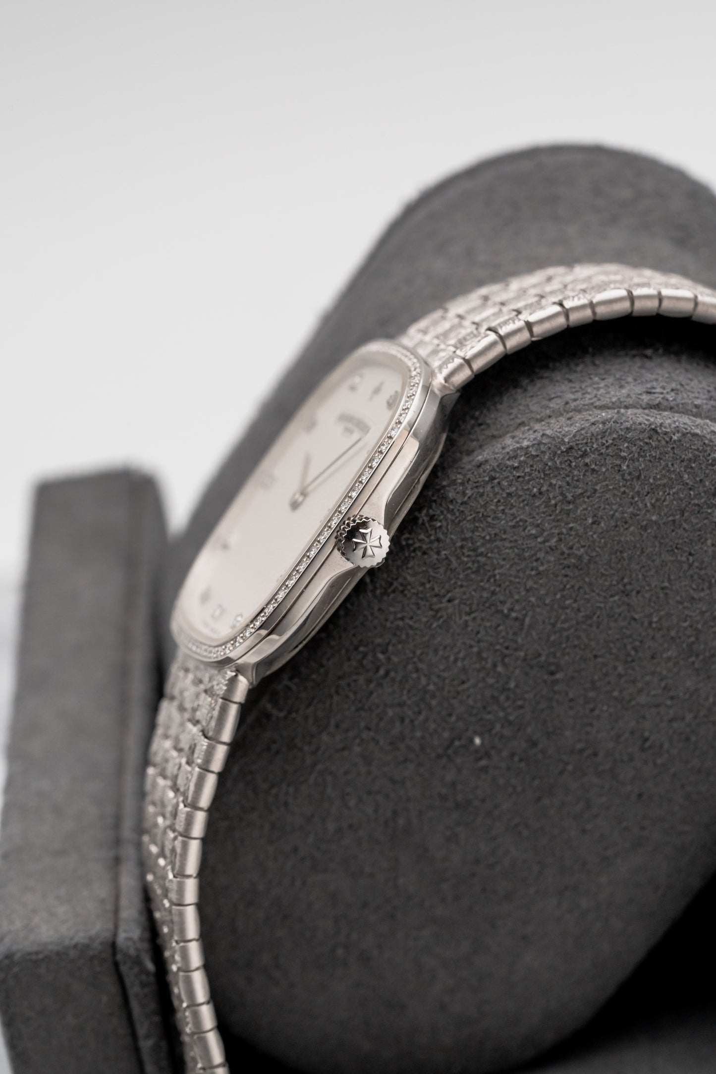 Vacheron Constantin Patrimony 31695/206G Silver Dial