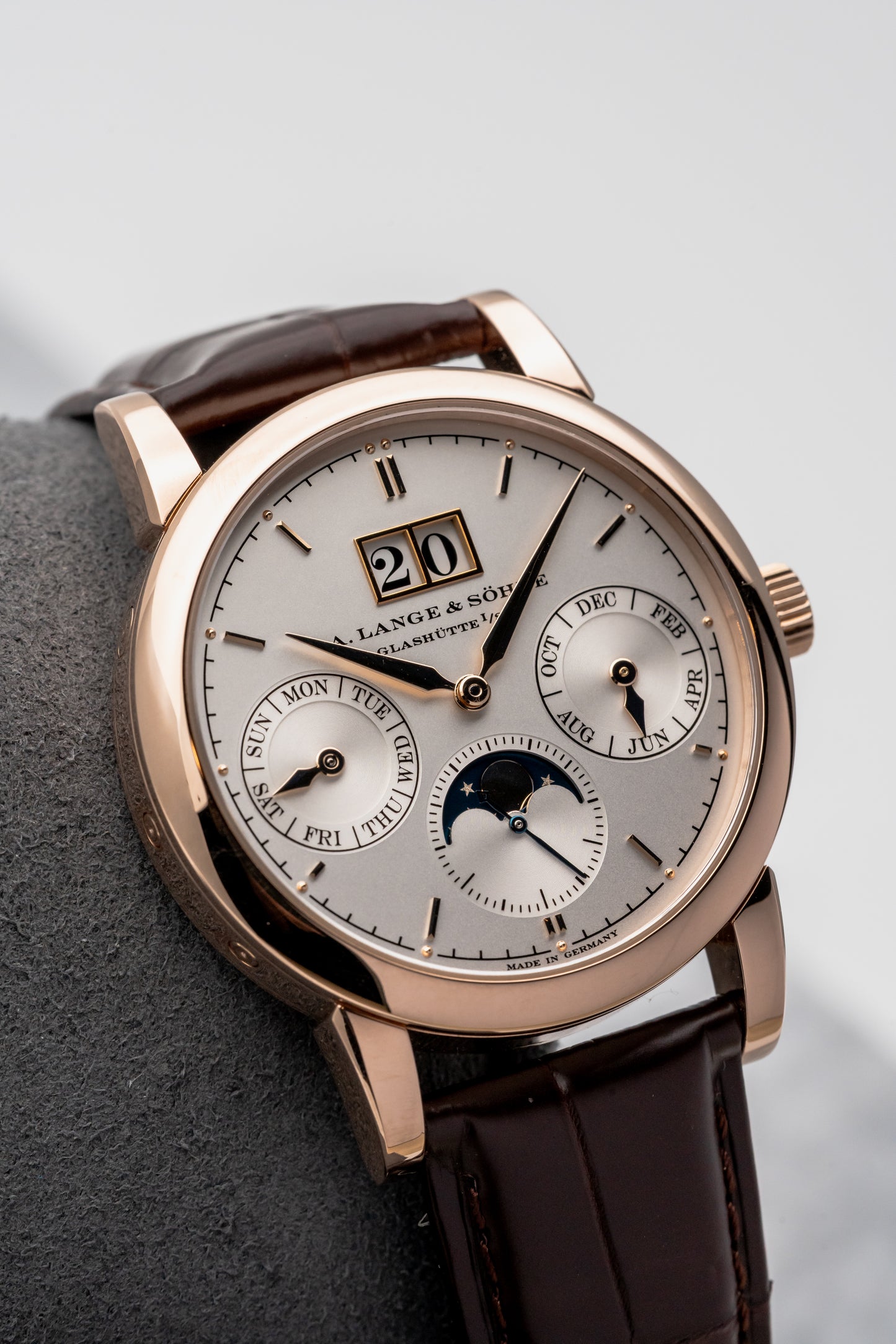 A. Lange & Söhne Saxonia Annual Calendar 330.032