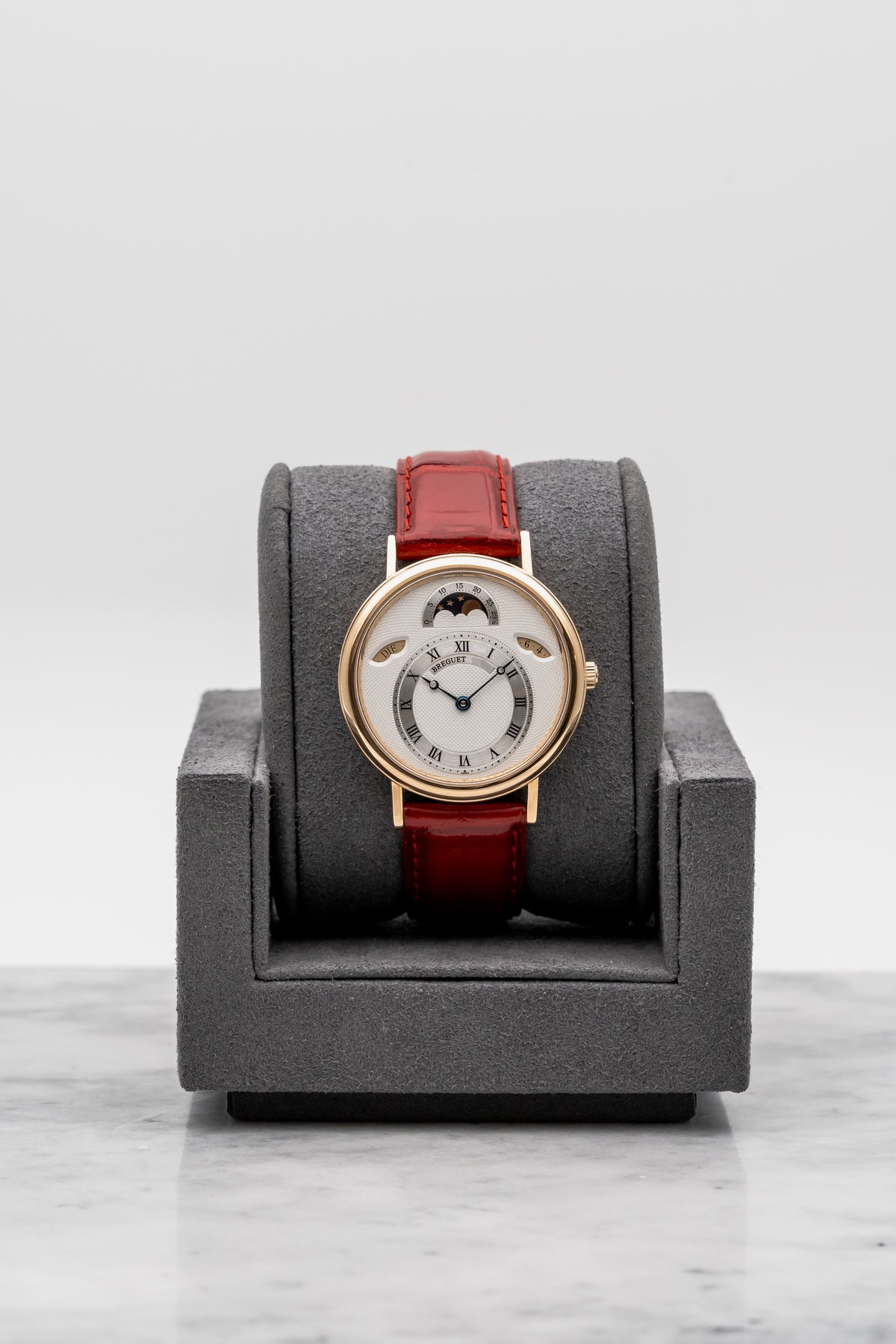 Breguet Classique Calendrier 3330BA Silver Guilloché Dial