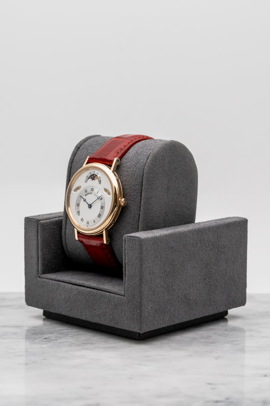 Breguet Classique Calendrier 3330BA Silver Guilloché Dial