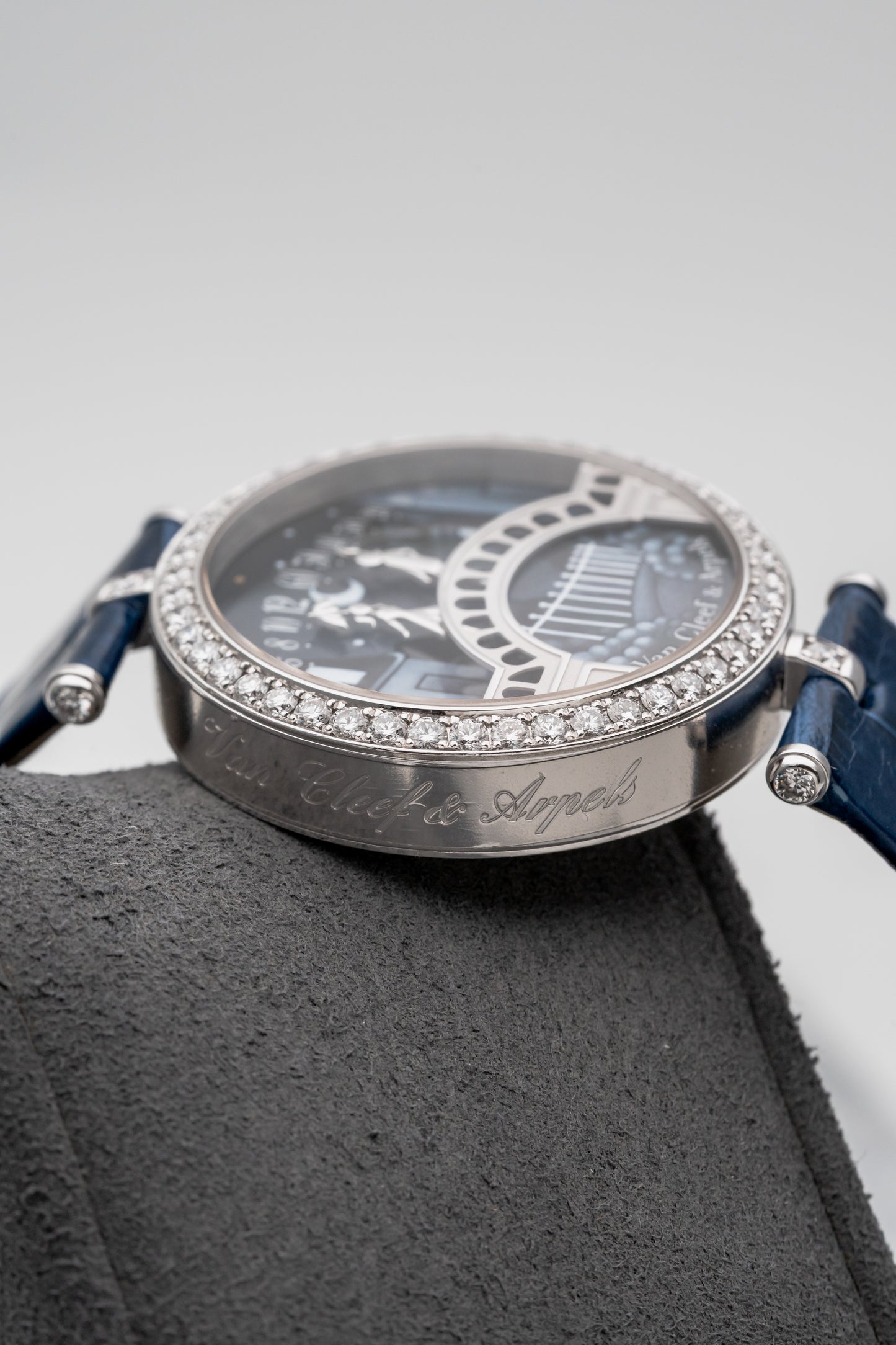 Van Cleef & Arpels Lady Arpels Pont des Amoureux 3480170