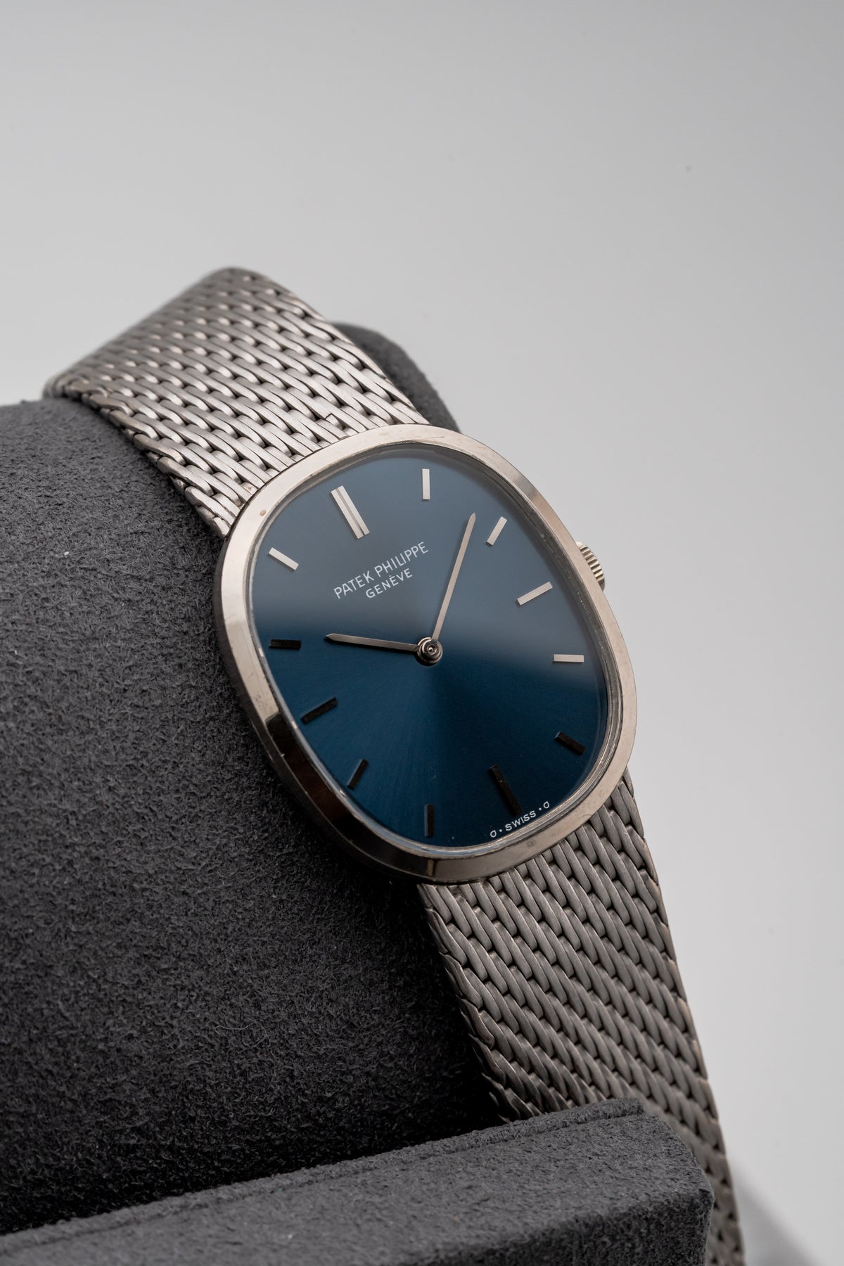 Patek Philippe Golden Ellipse 3548/1 Blue Dial