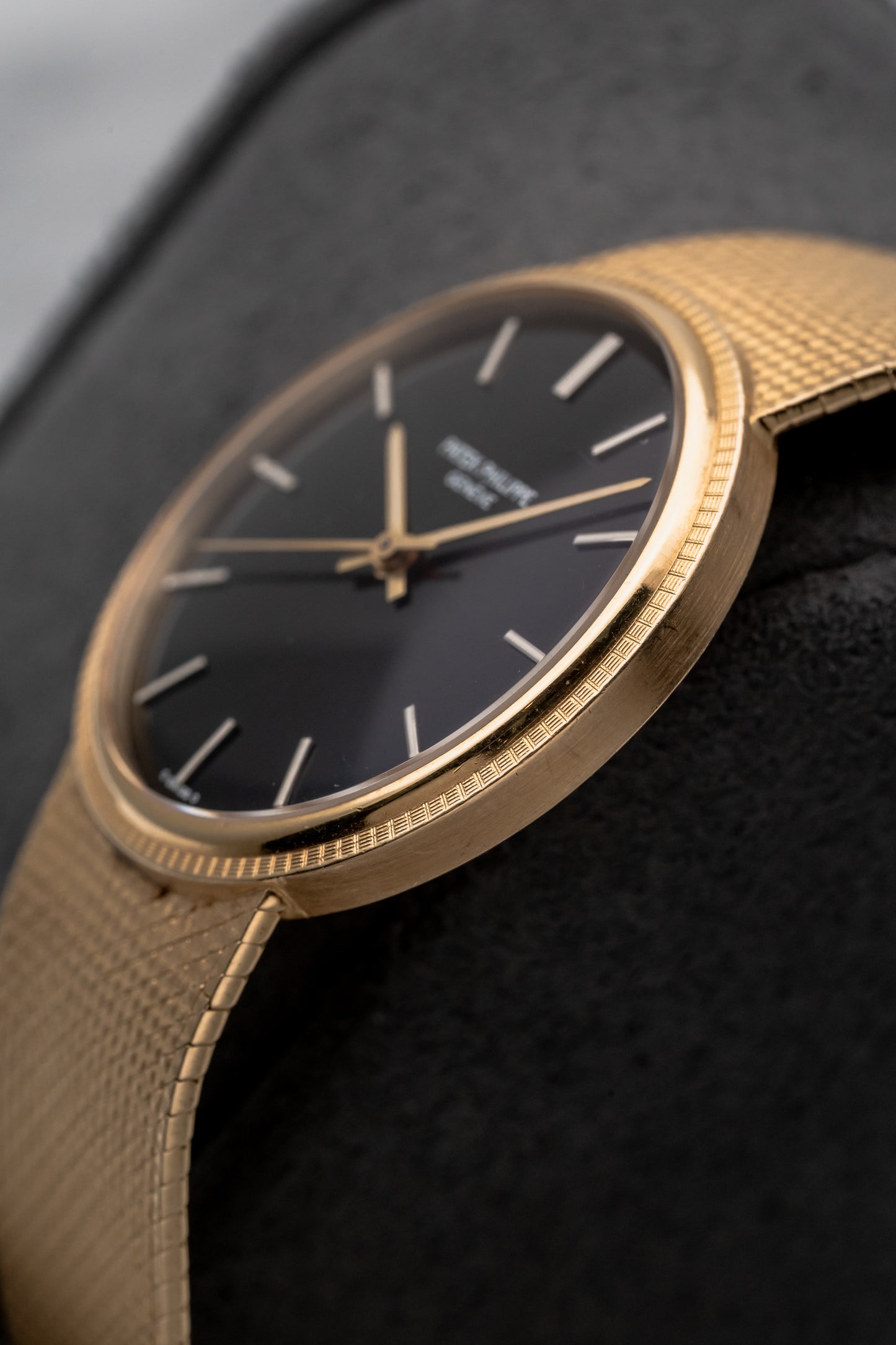 Patek Philippe Calatrava 3563J Black Dial