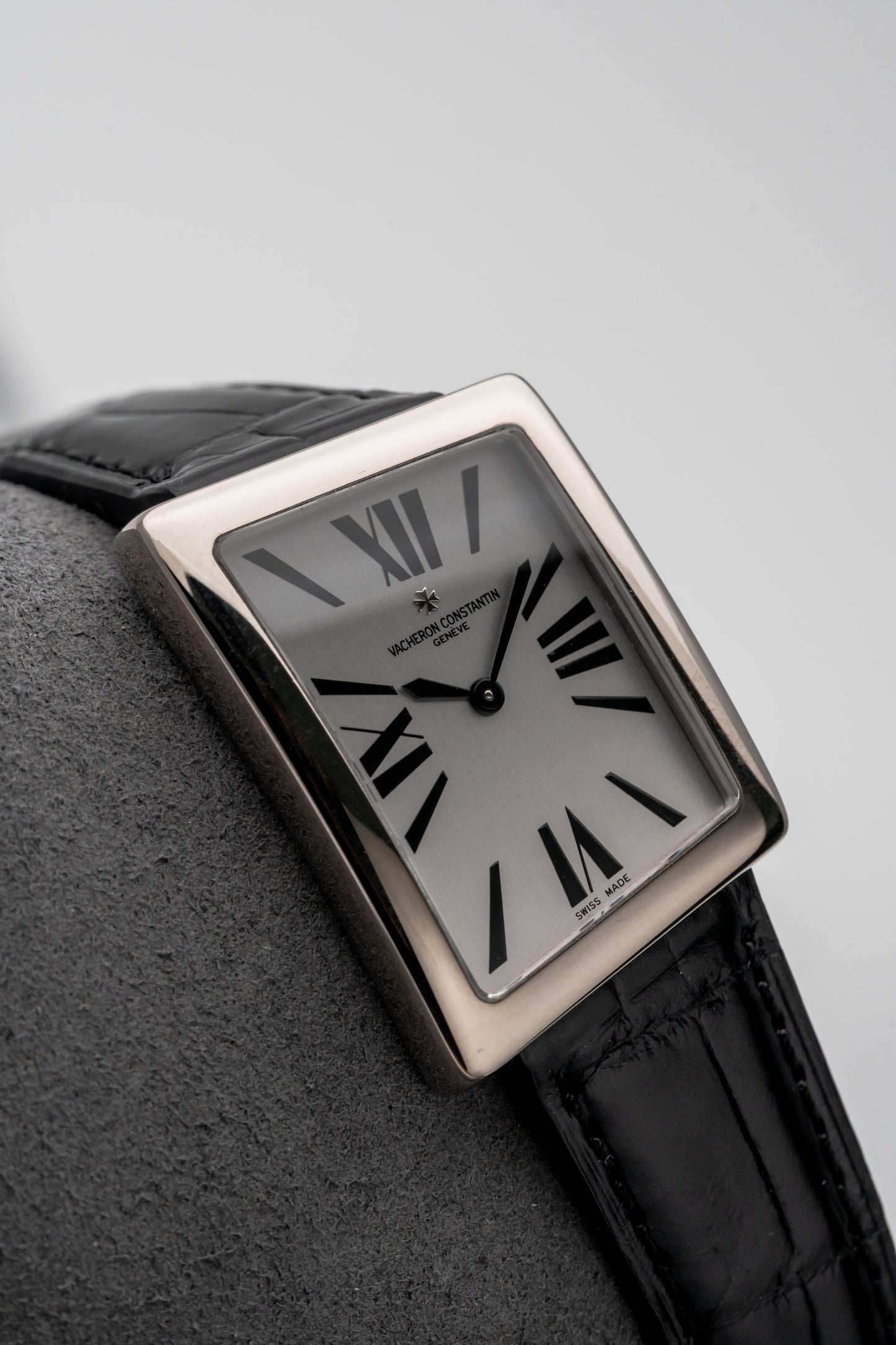 Vacheron Constantin 1972 Asymmetrical 37010G