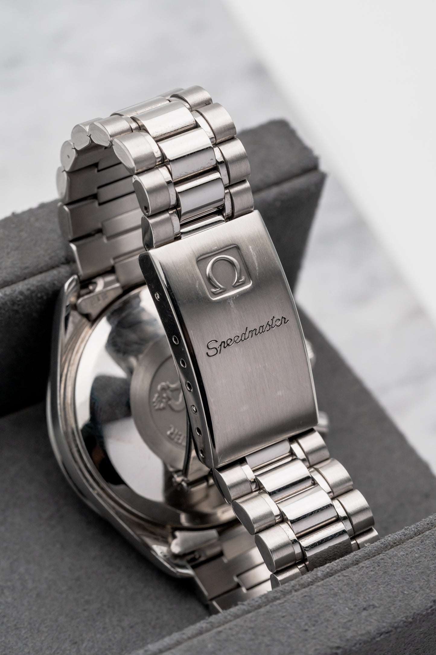 Omega Speedmaster Reduced Date 3511.12 "Michael Schumacher"