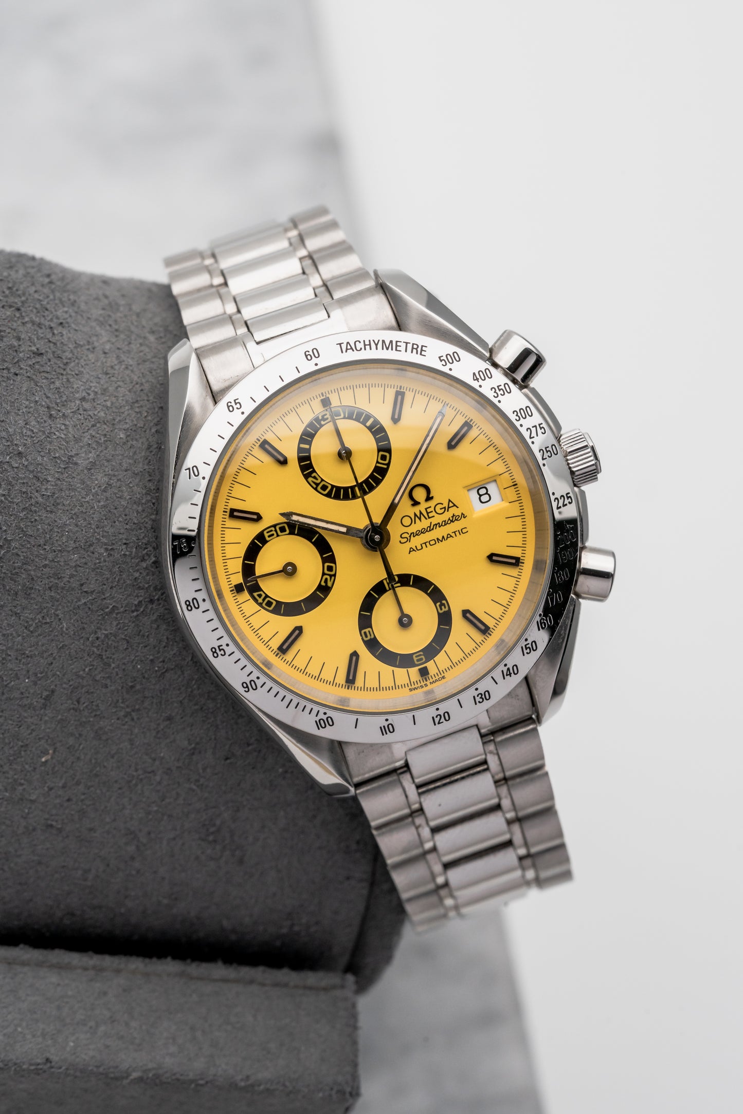 Omega Speedmaster Reduced Date 3511.12 "Michael Schumacher"