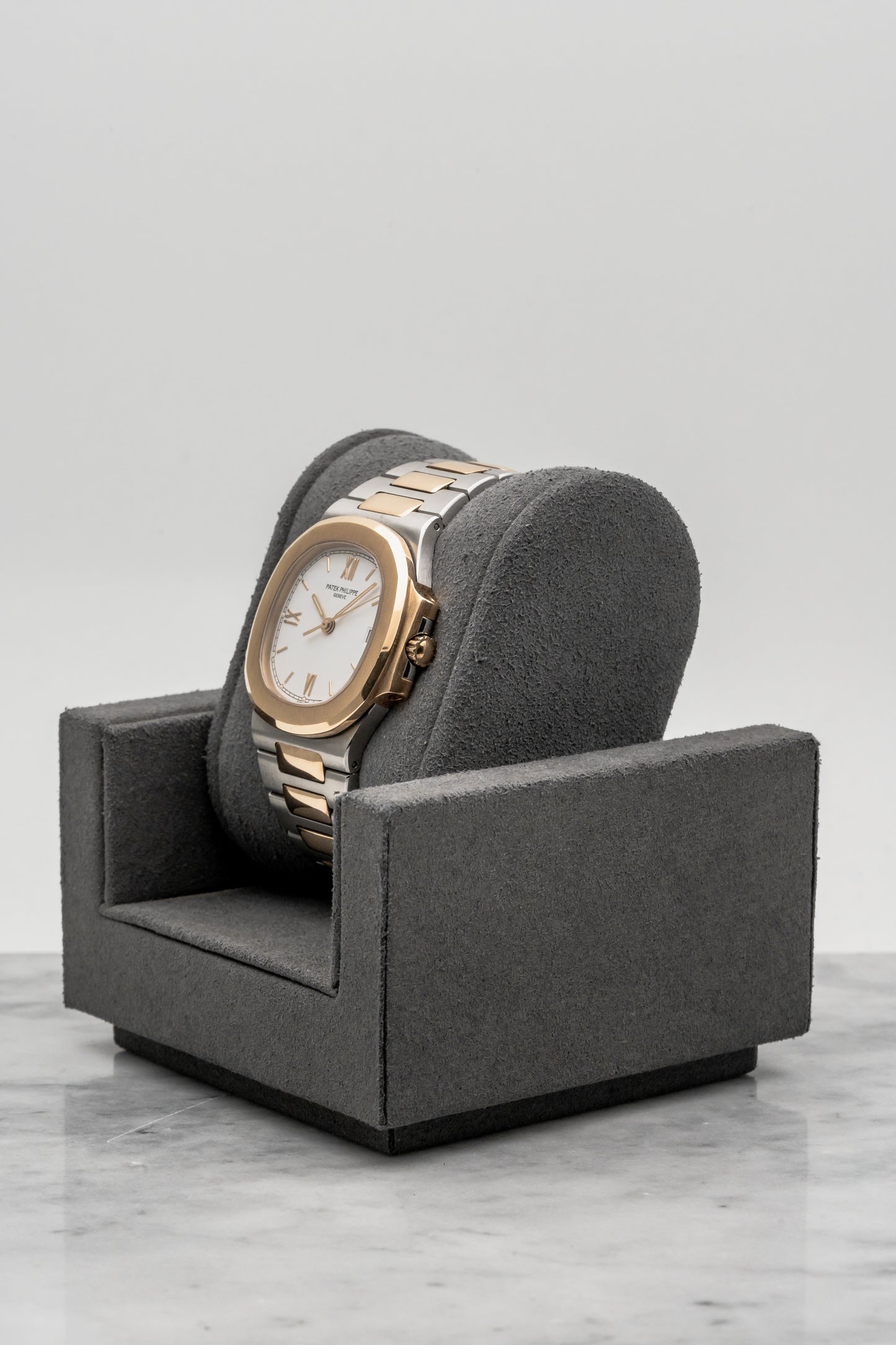 Patek Philippe Nautilus 3800/1JA, White Roman Dial