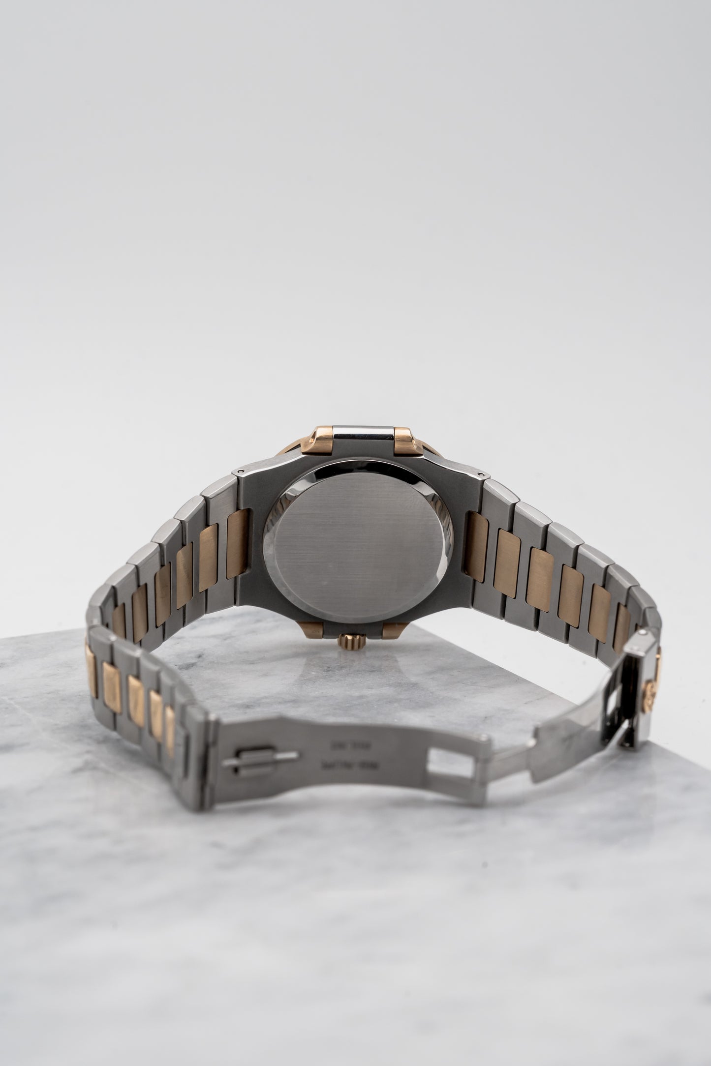 Patek Philippe Nautilus 3800/1JA, White Roman Dial