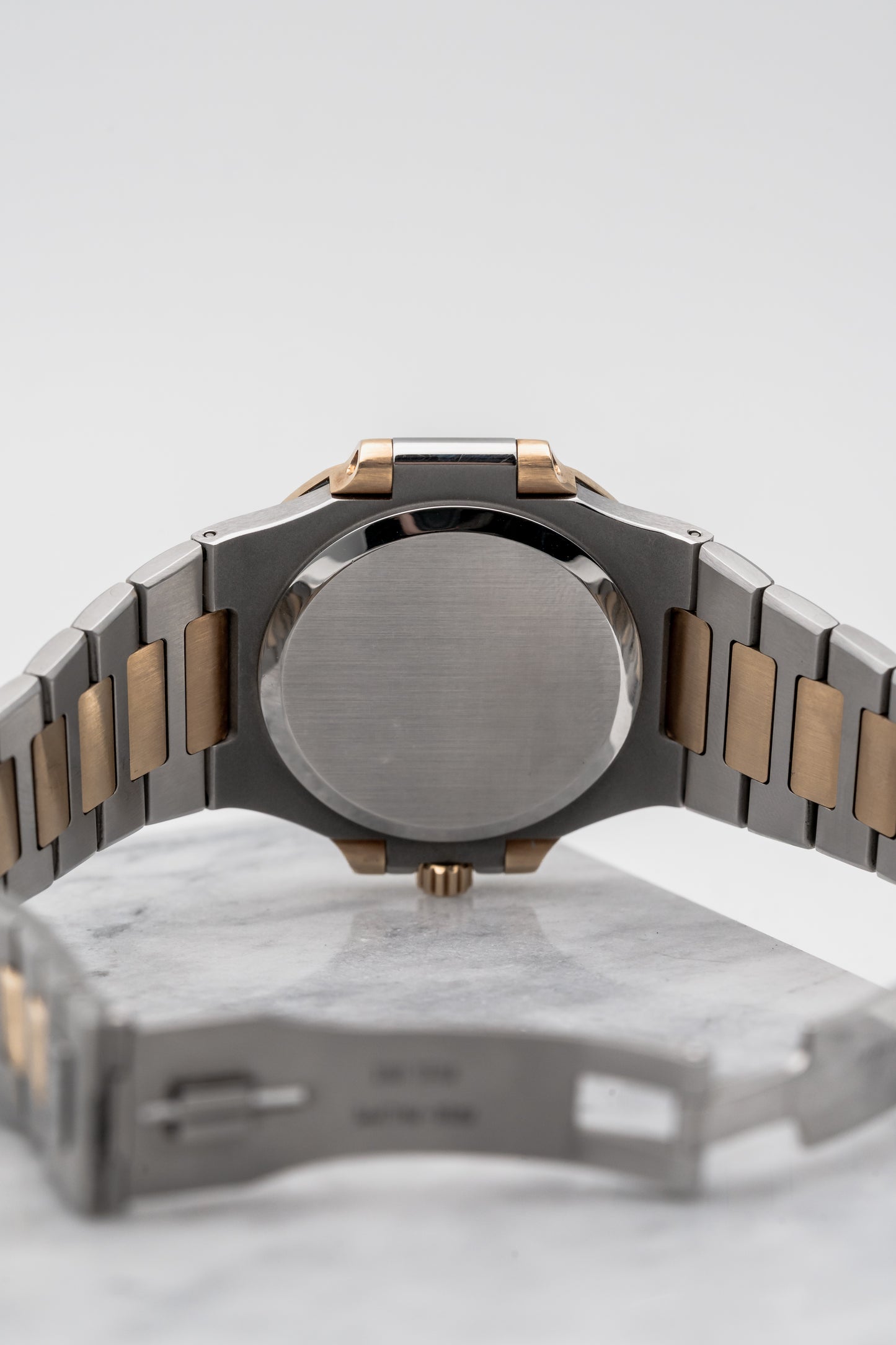 Patek Philippe Nautilus 3800/1JA, White Roman Dial