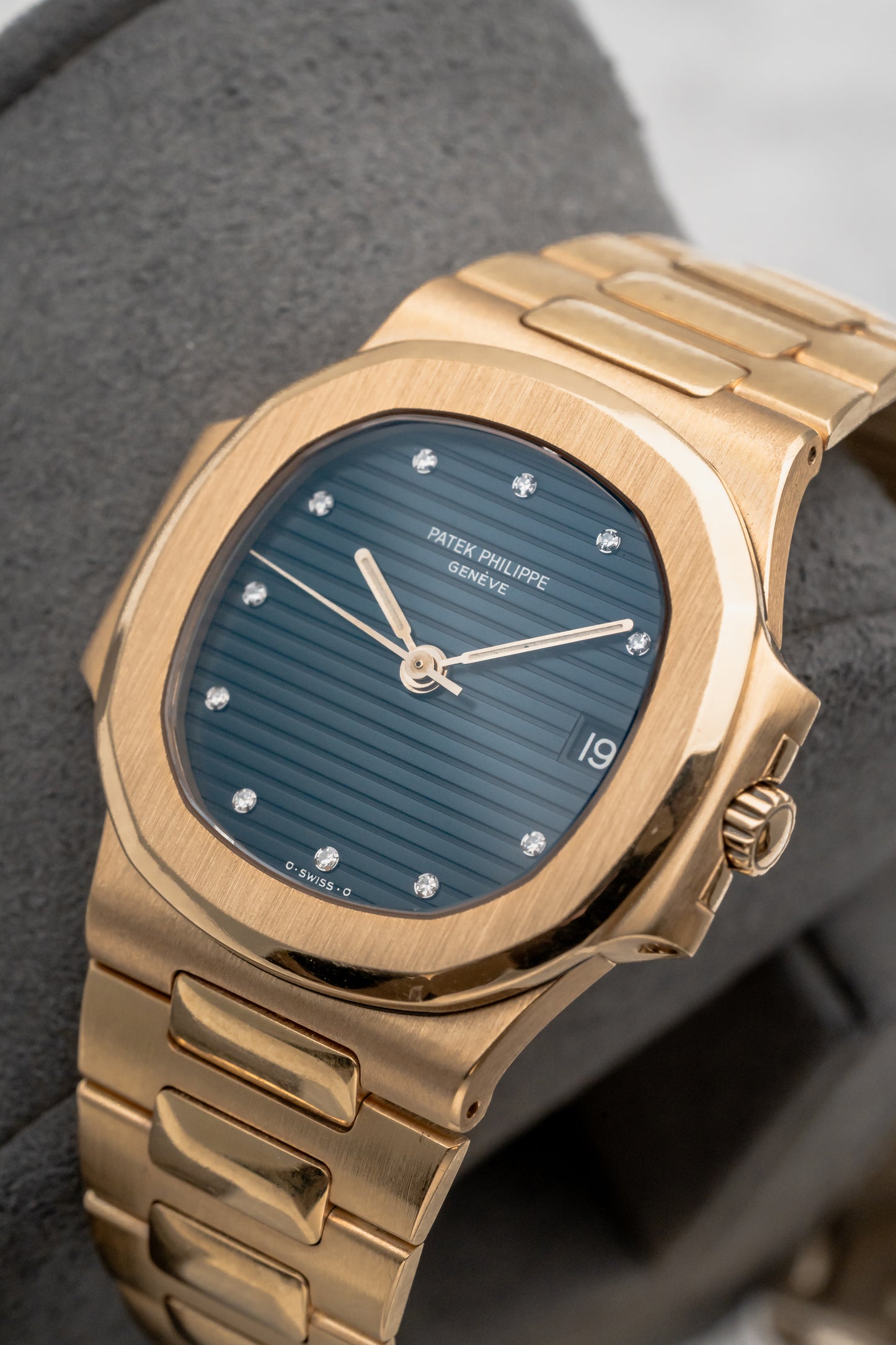 Patek Philippe Nautilus 3800/1J Blue Dial