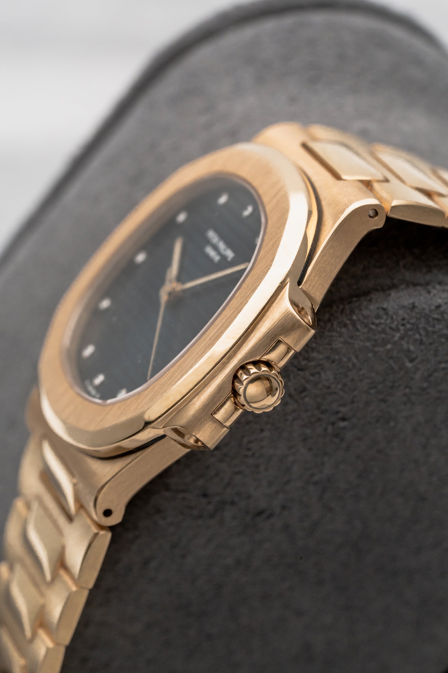 Patek Philippe Nautilus 3800/1J Blue Dial