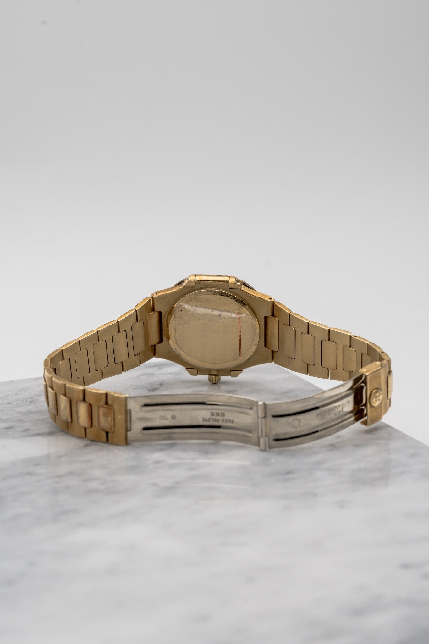 Patek Philippe Nautilus 3900/1 Blue Dial, Yellow Gold