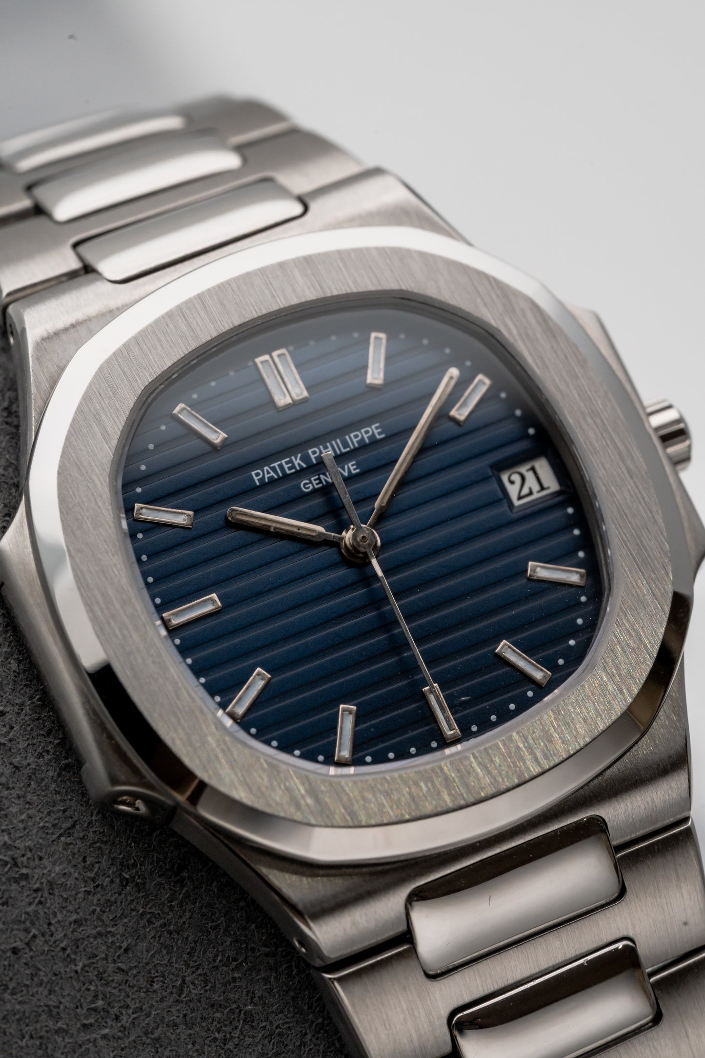 Patek Philippe Nautilus 3900/1A-001 Blue Dial