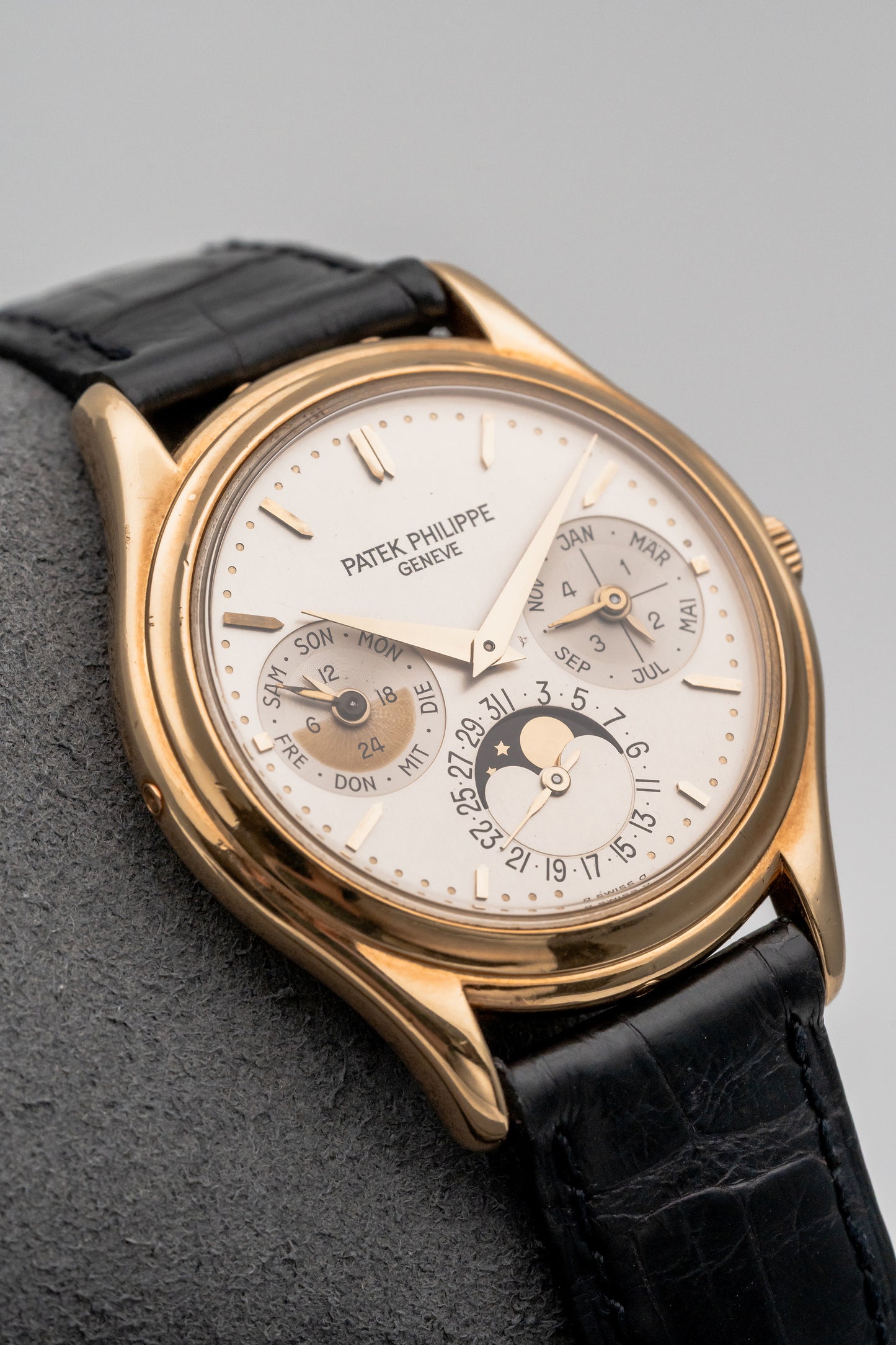 Patek Philippe Perpetual Calendar 3rd Series 3940J Silver Dial