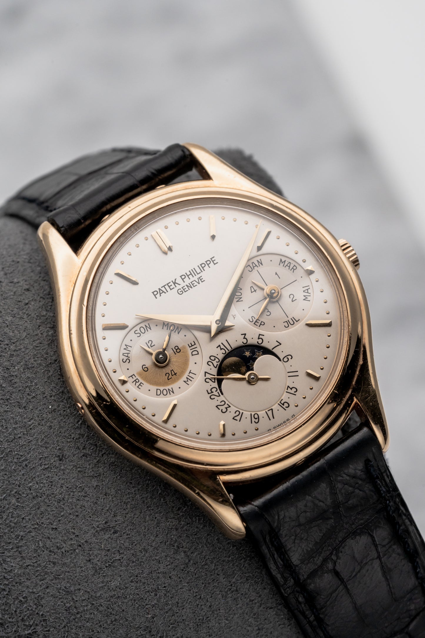 Patek Philippe Perpetual Calendar 3rd Series 3940J-001 Silver Dial