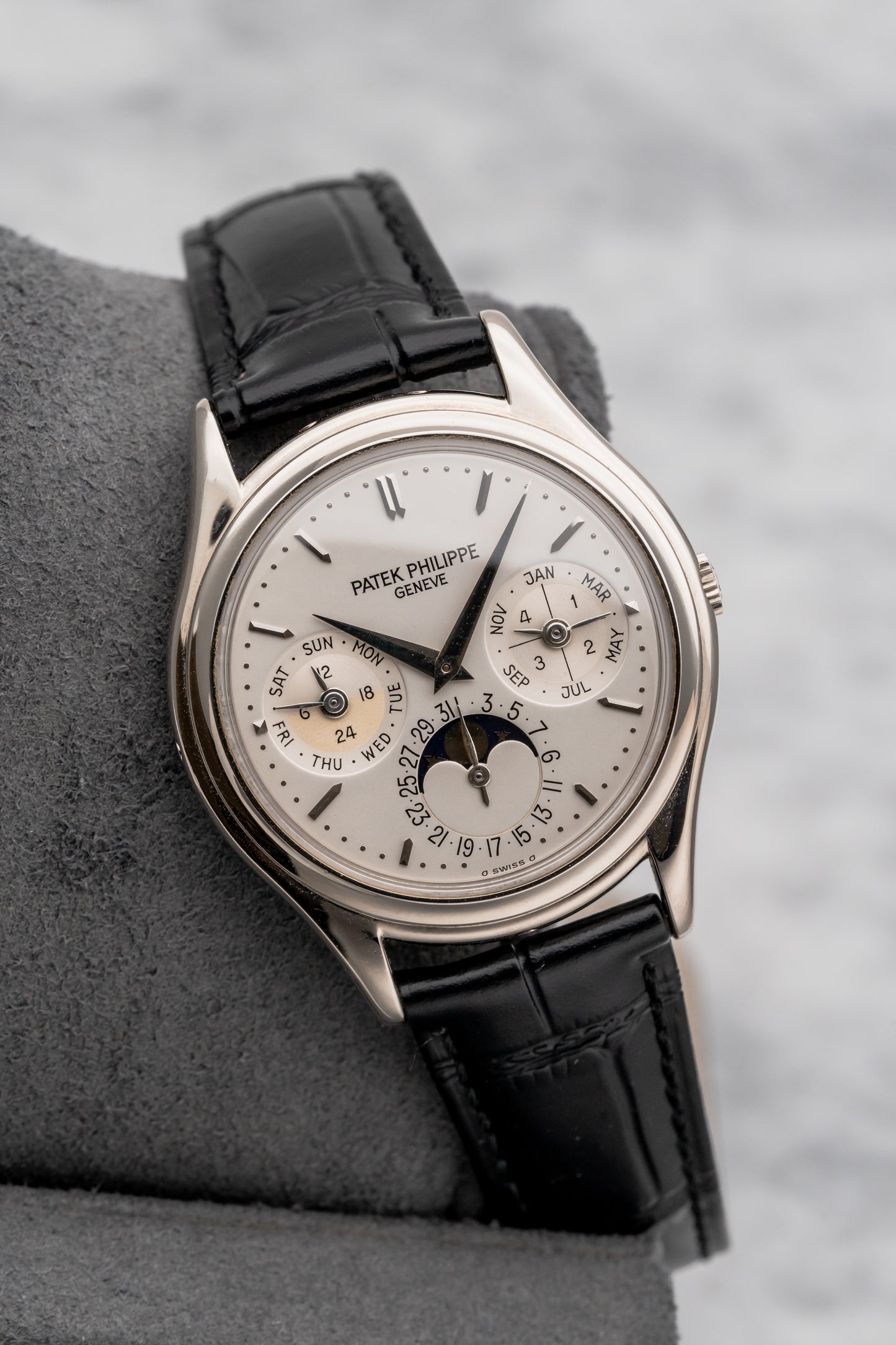 Patek Philippe Perpetual Calendar 3940G Silver Dial