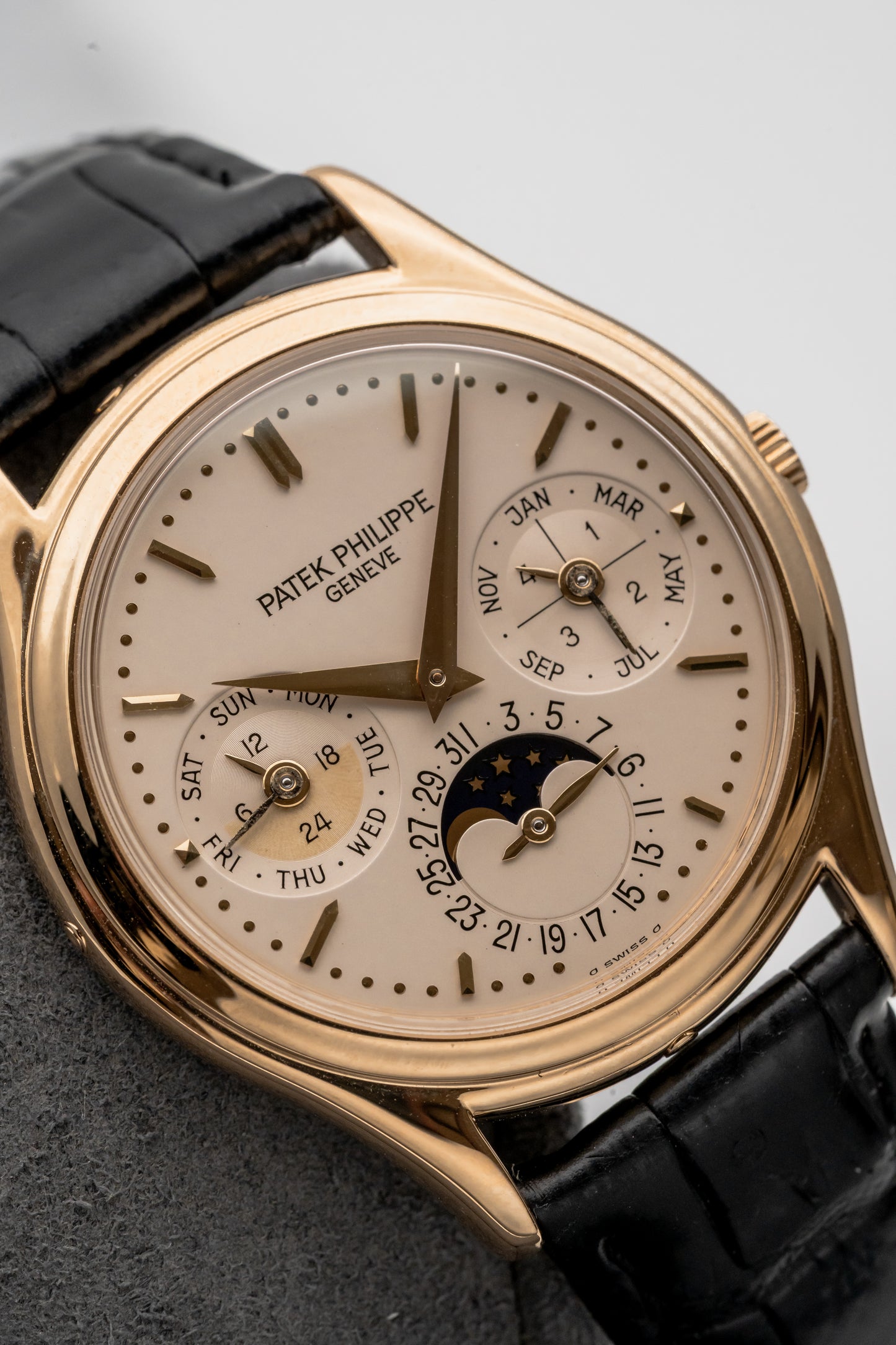 Patek Philippe Perpetual Calendar 3940J-001 Second Series
