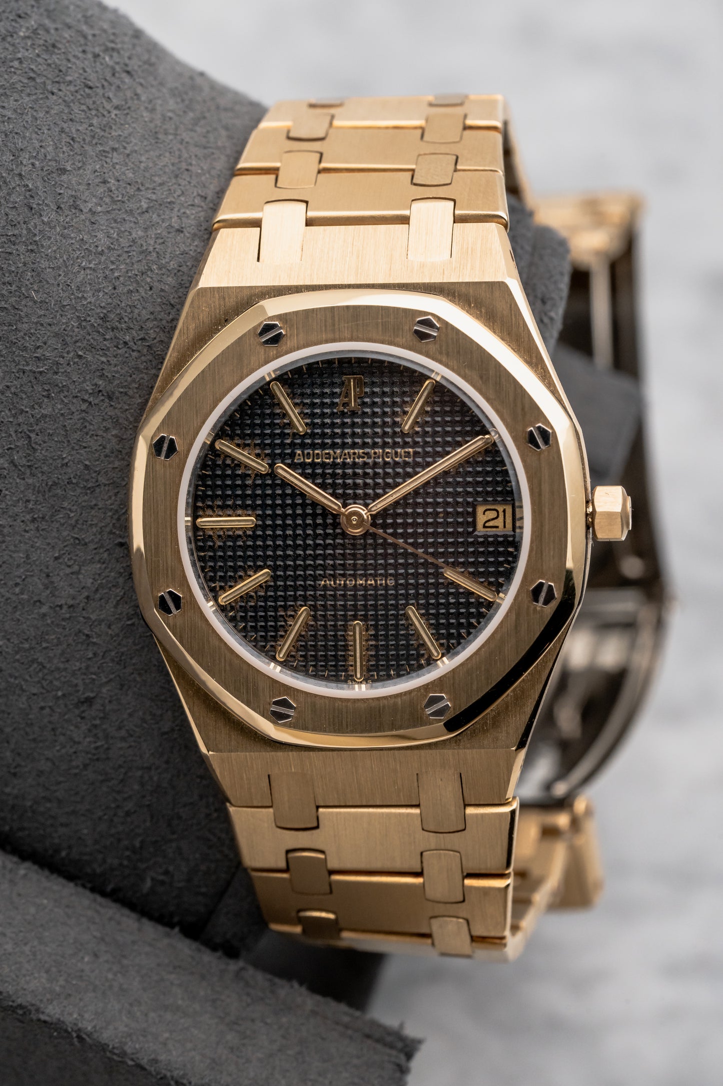 Audemars Piguet Royal Oak 4100BA Grey Petite Tapisserie Dial
