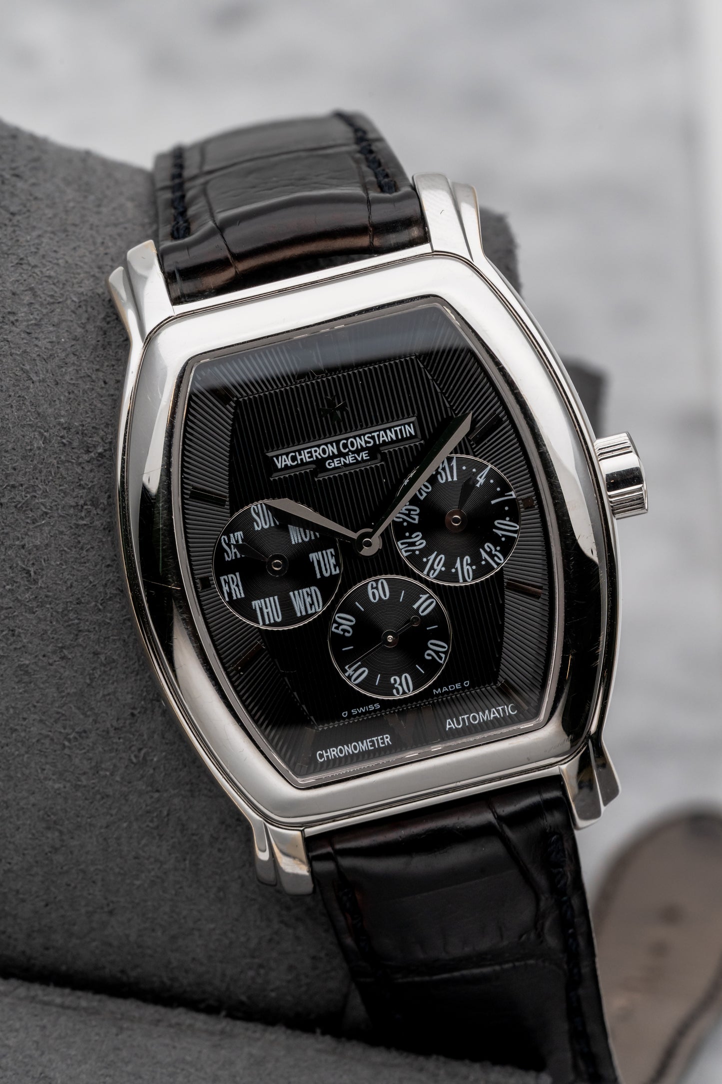 Vacheron Constantin Royal Eagle Chronograph 42008/000G Black Dial