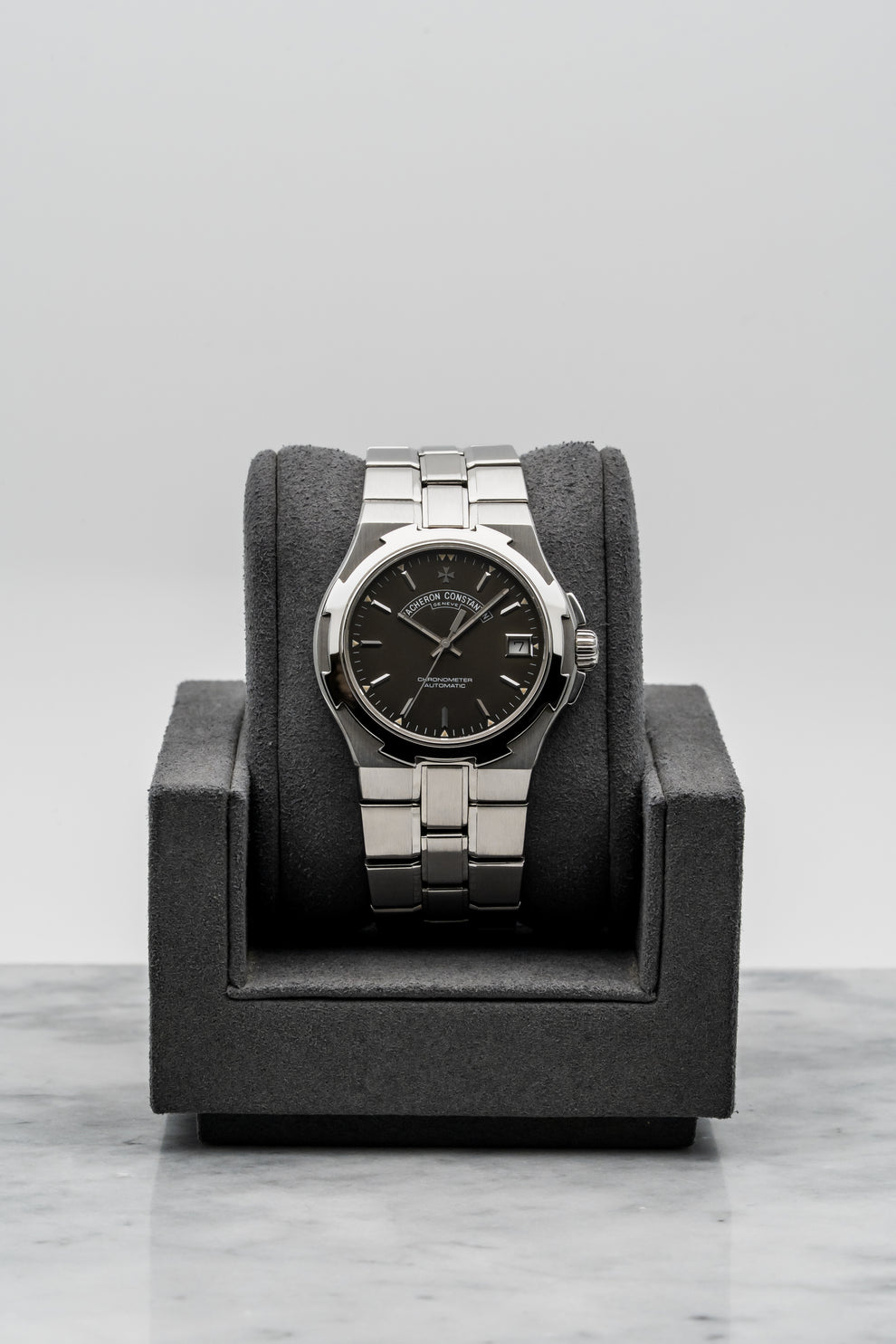 Vacheron Constantin Overseas 42040/423A-8459 Stainless Steel Black Dia ...