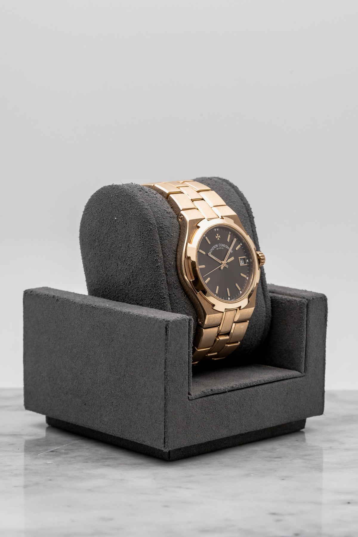 Vacheron Constantin Overseas 42040/423J-8467 Chocolate Dial