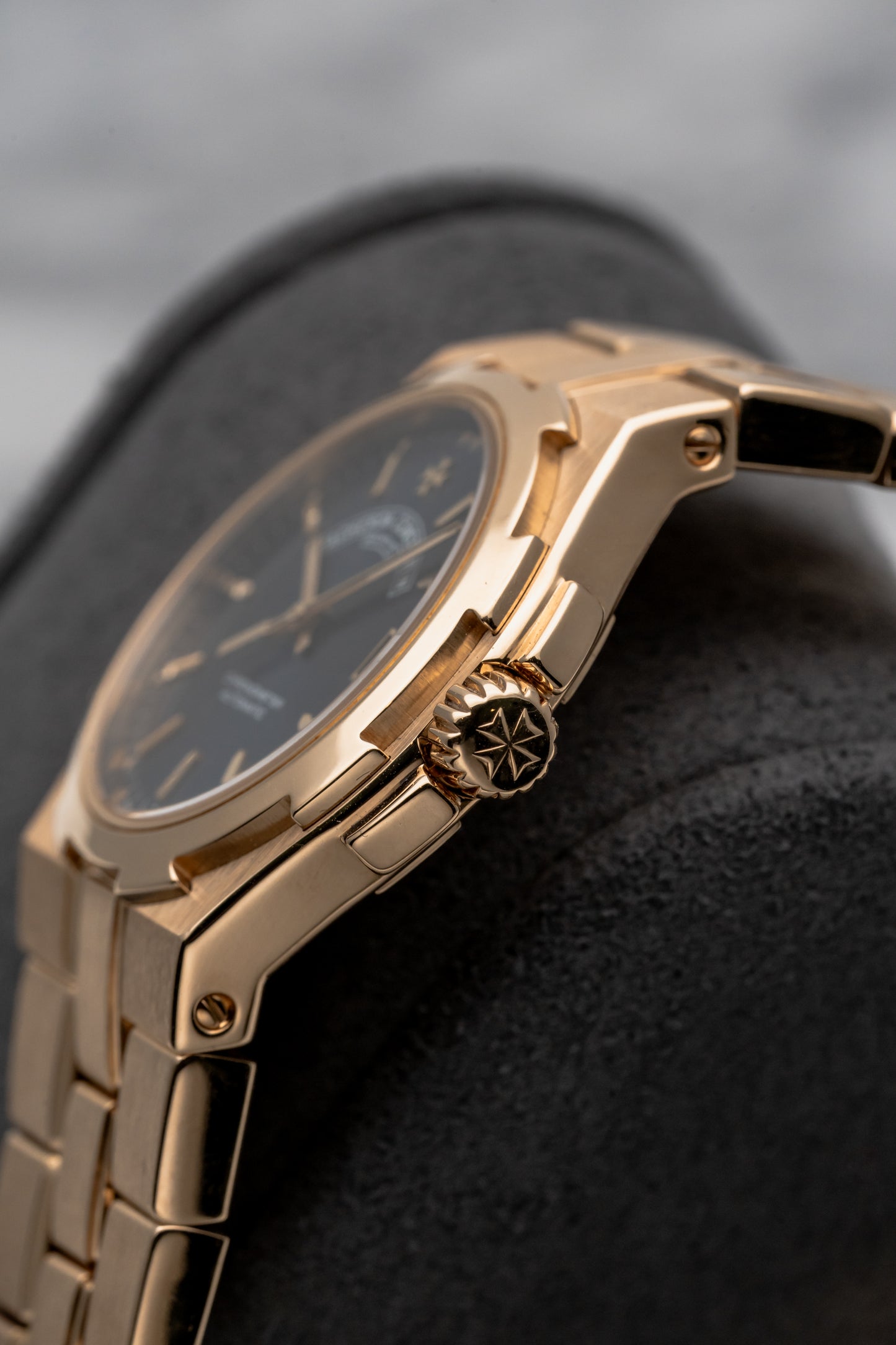 Vacheron Constantin Overseas 42050/423J Blue Dial