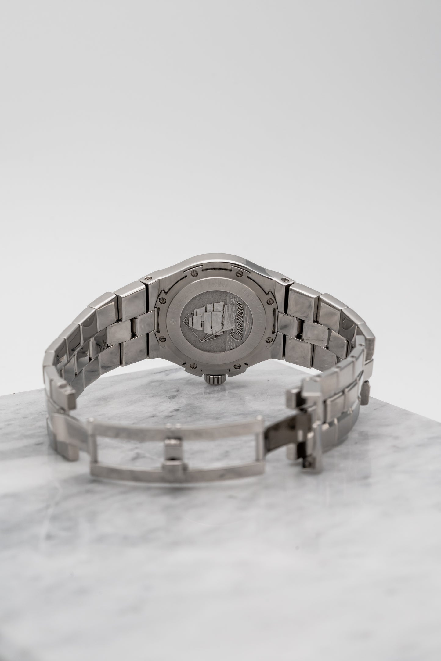 Vacheron Constantin Overseas 42050/423A Silver Dial