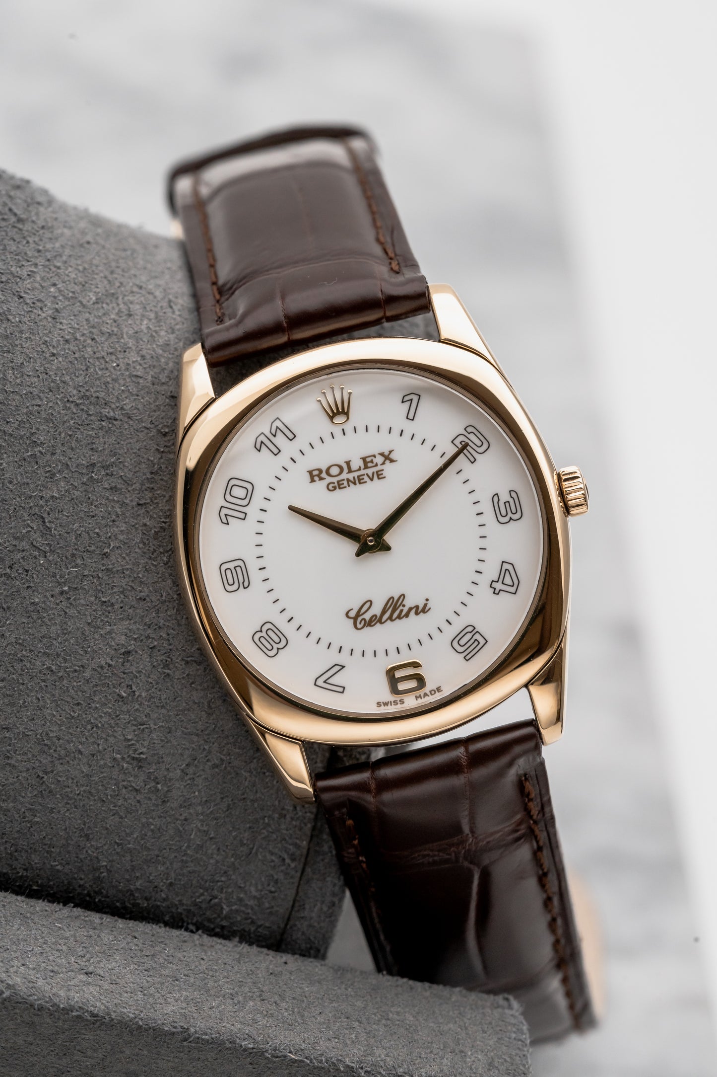 Rolex Cellini Danaos 4233/8 Yellow Gold