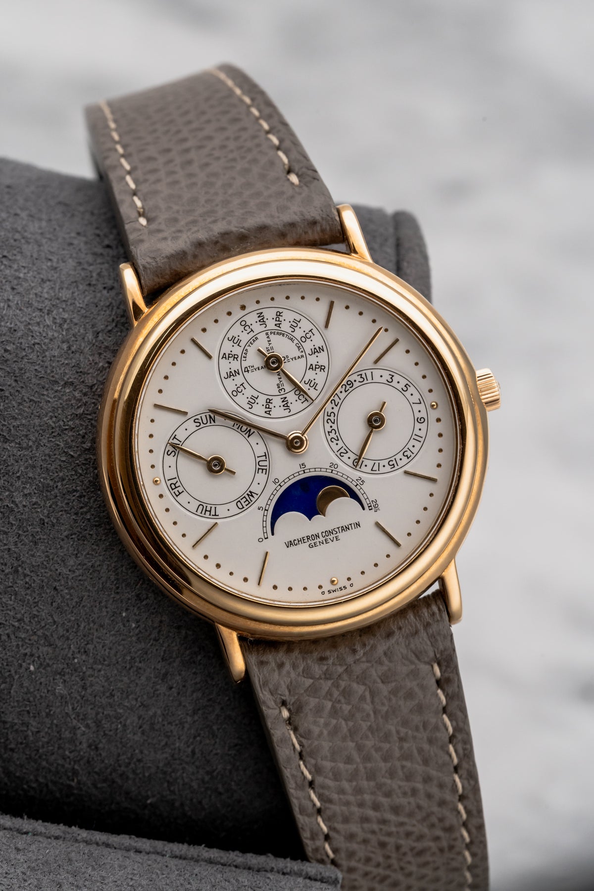 Vacheron Constantin Perpetual Calendar 43031/000J Silver Dial