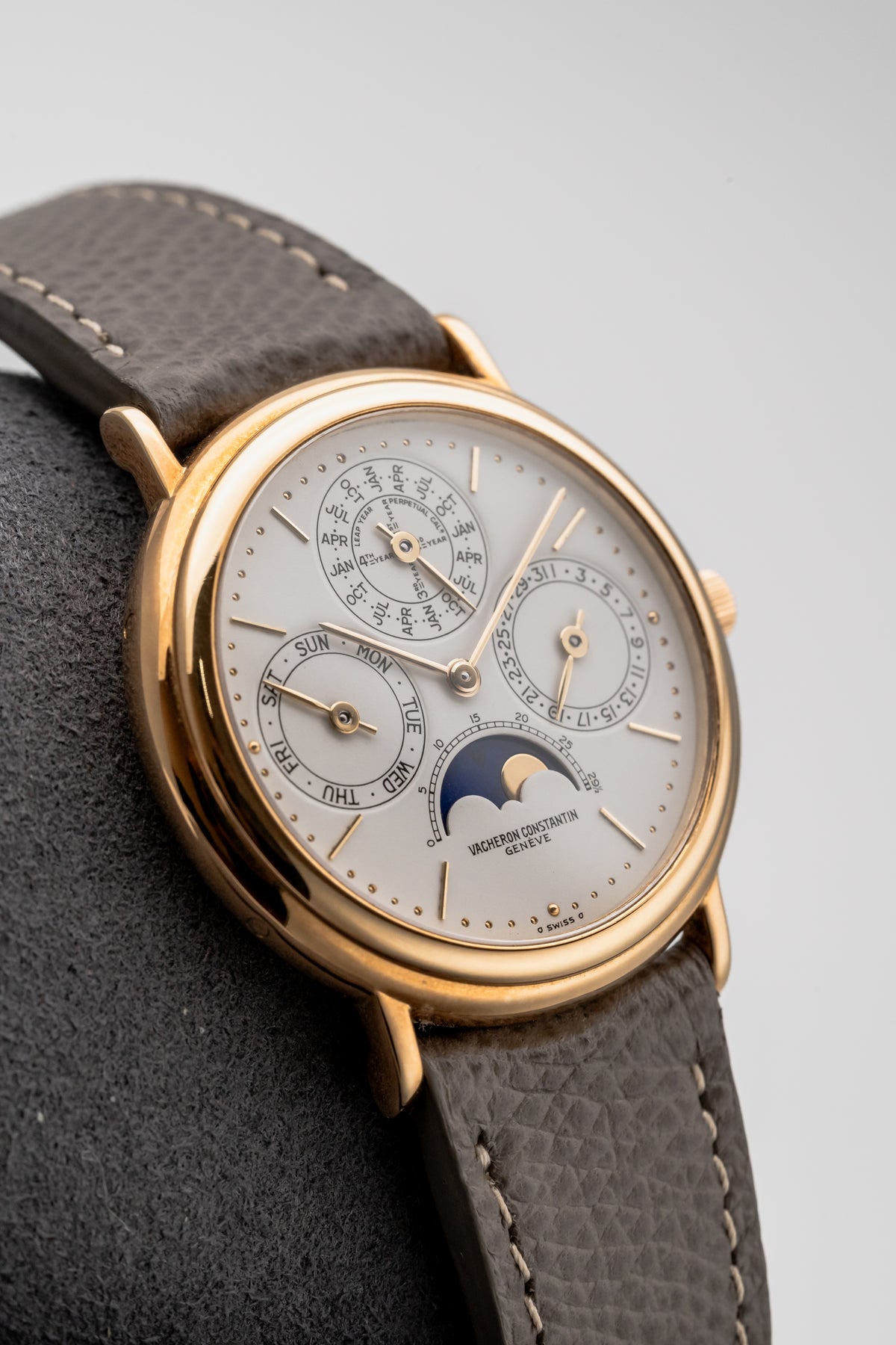 Vacheron Constantin Perpetual Calendar 43031/000J Silver Dial