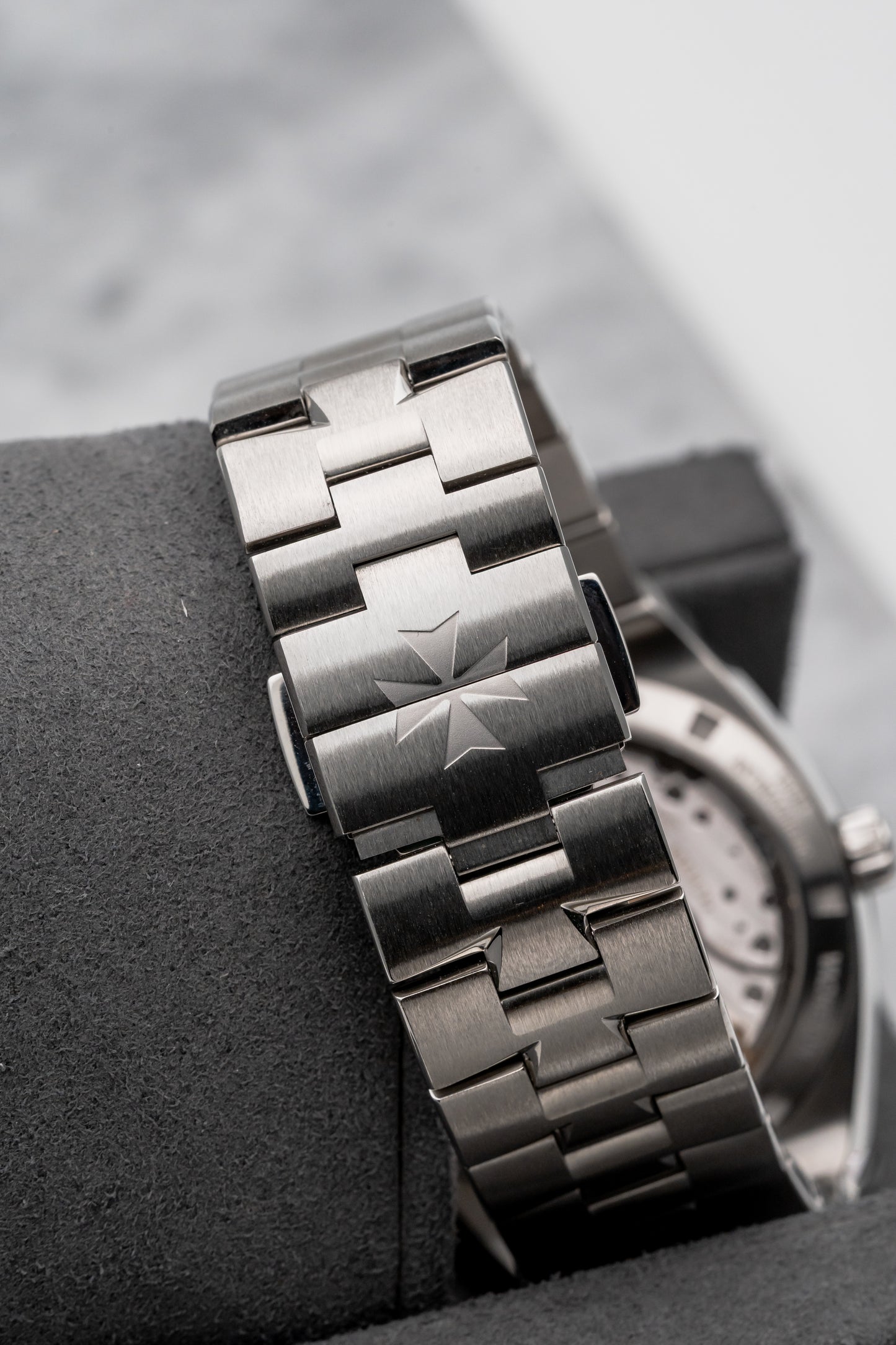 Vacheron Constantin Overseas 4500V/110A-B146 Brown Dial