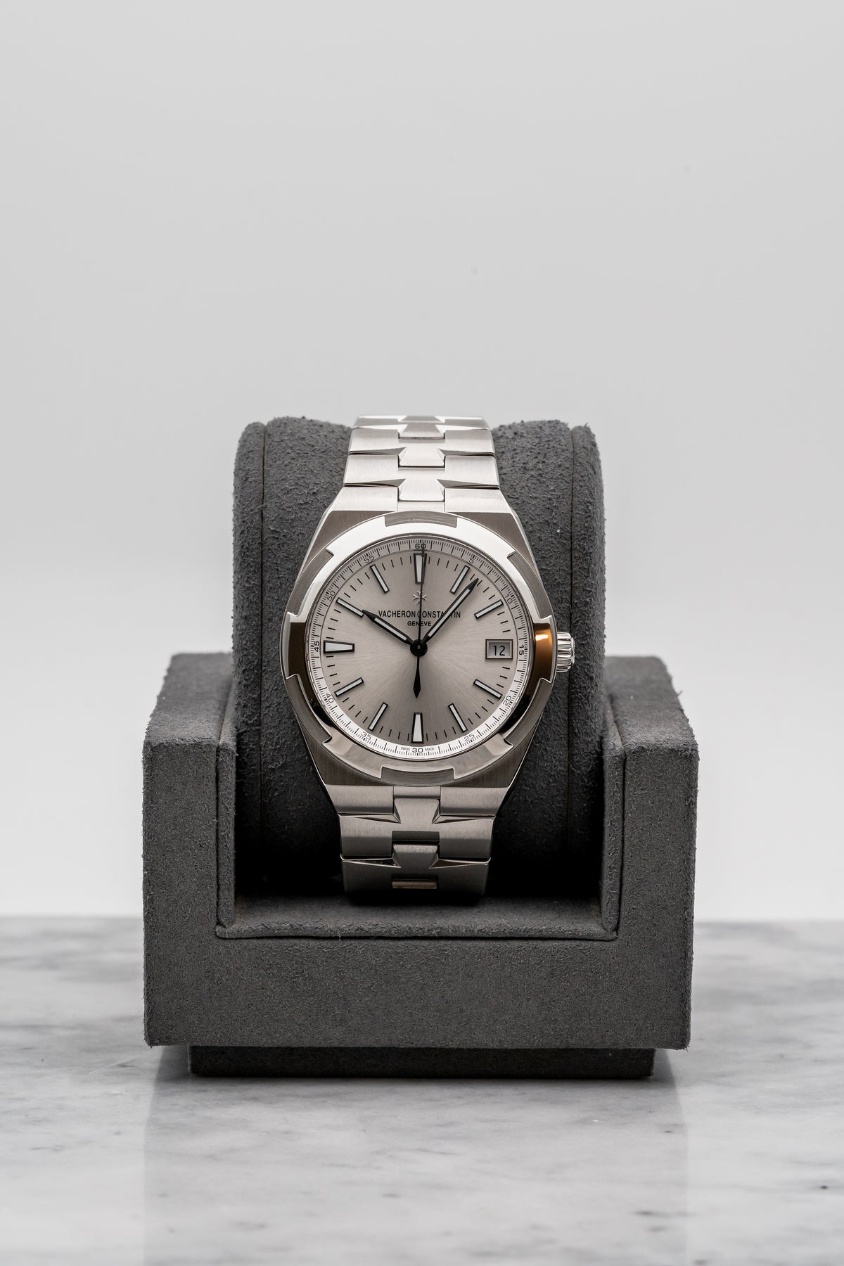 Vacheron Constantin Overseas 4500V/110A-B126 Silver Dial