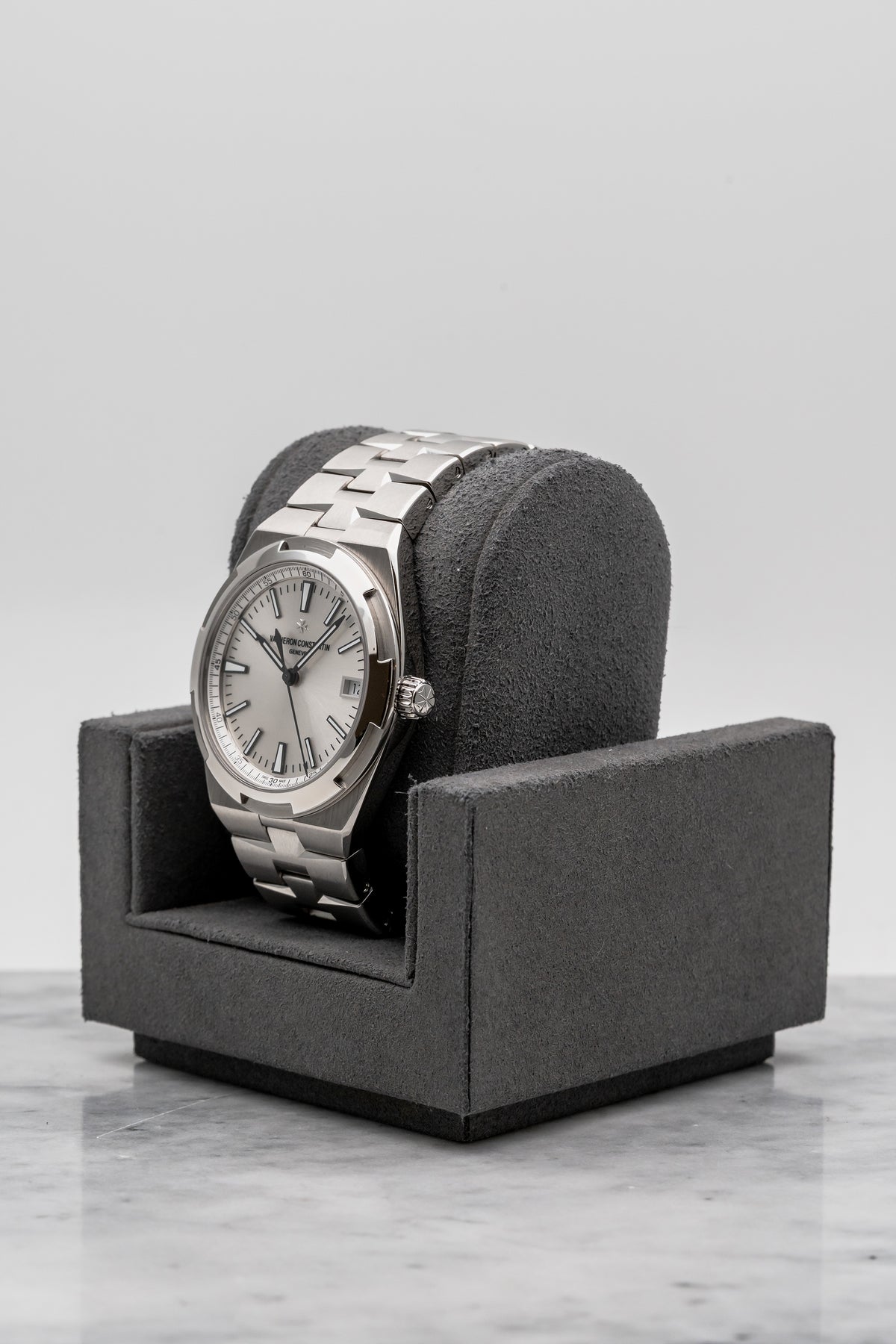 Vacheron Constantin Overseas 4500V/110A-B126 Silver Dial