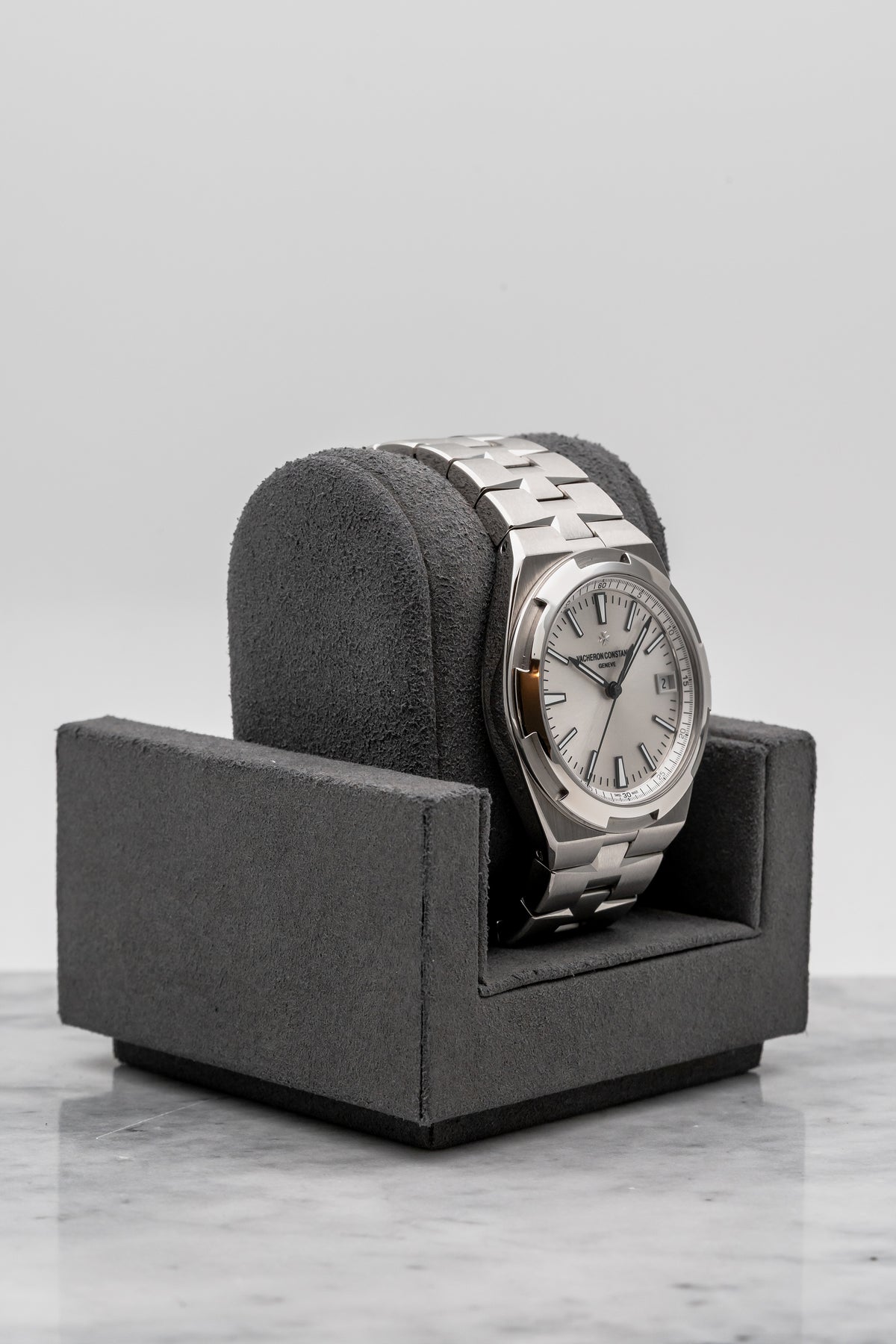 Vacheron Constantin Overseas 4500V/110A-B126 Silver Dial