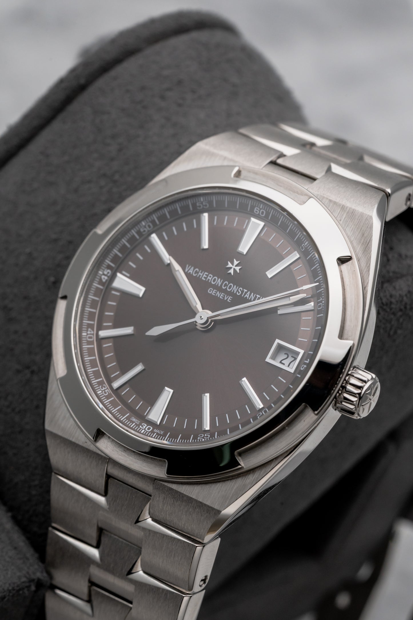 Vacheron Constantin Overseas 4500V/110A-B146 Brown Dial