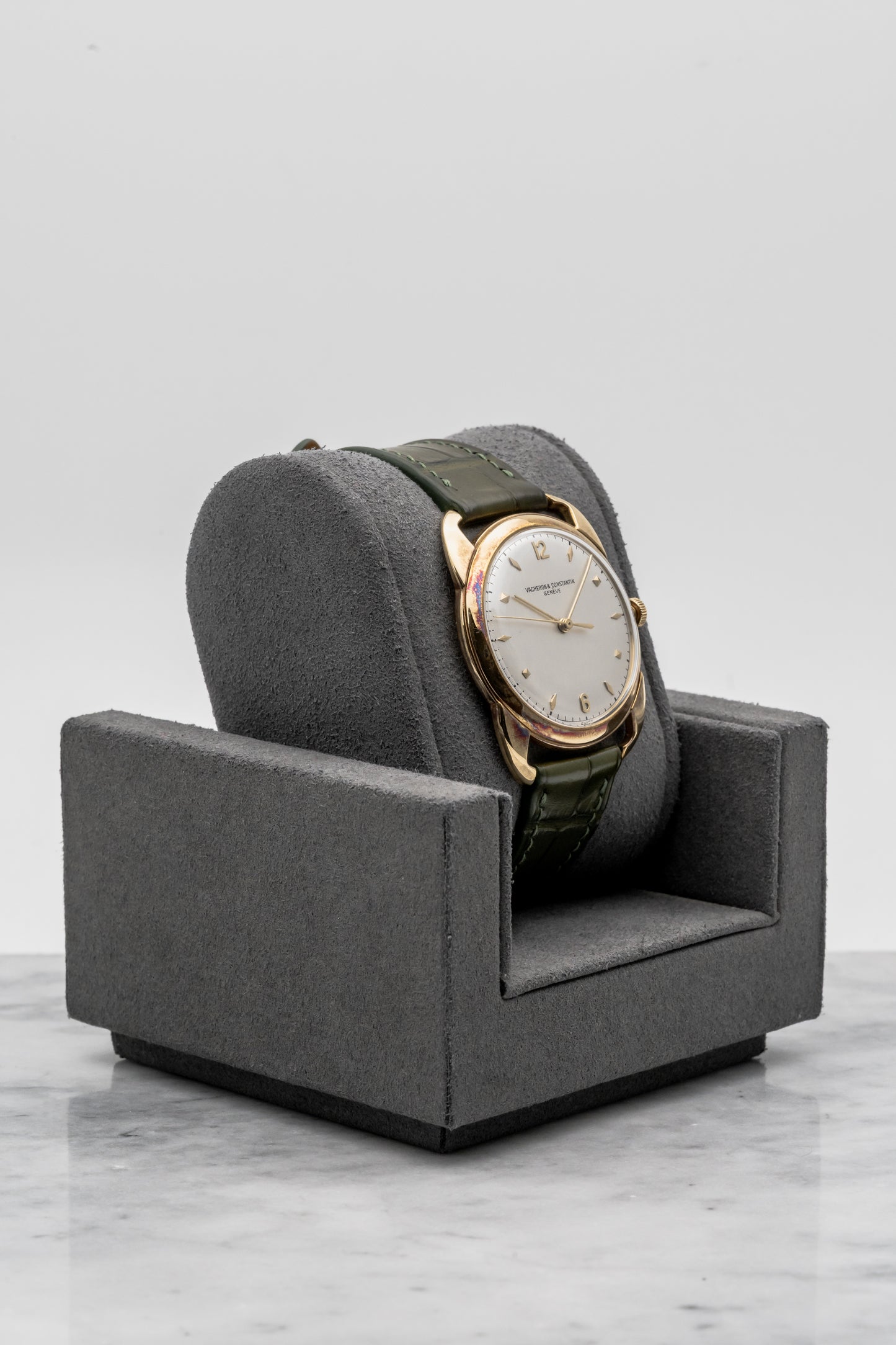 Vacheron Constantin Fancy Lugs 4660, Silver Dial