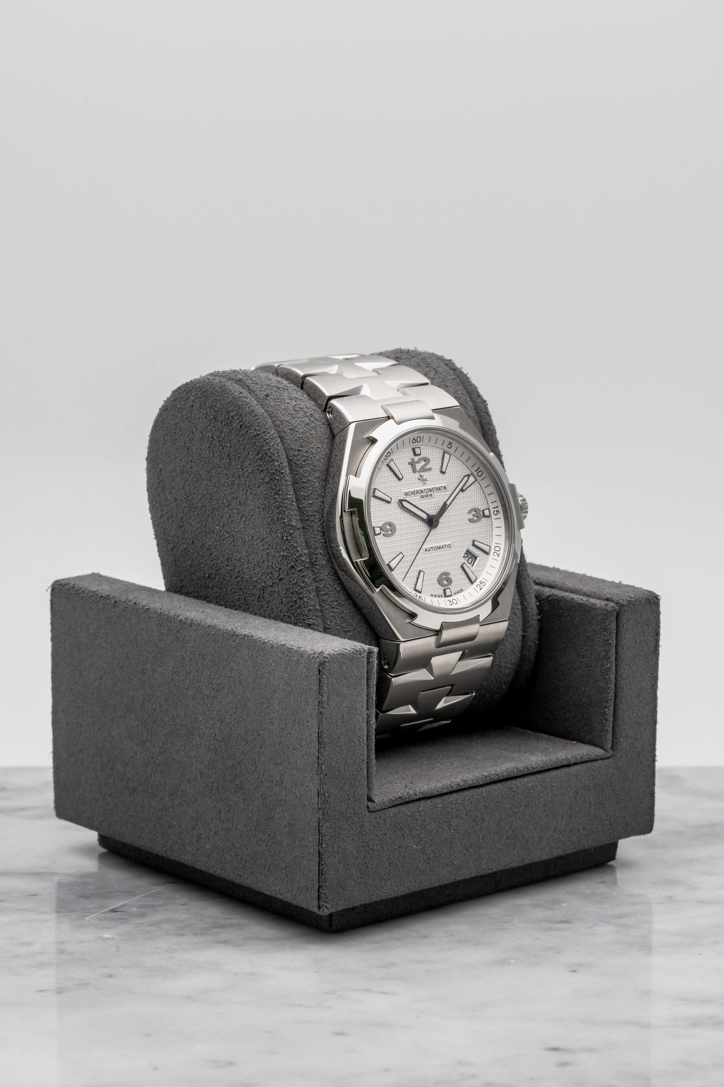 Vacheron Constantin Overseas 47040/B01A-9093